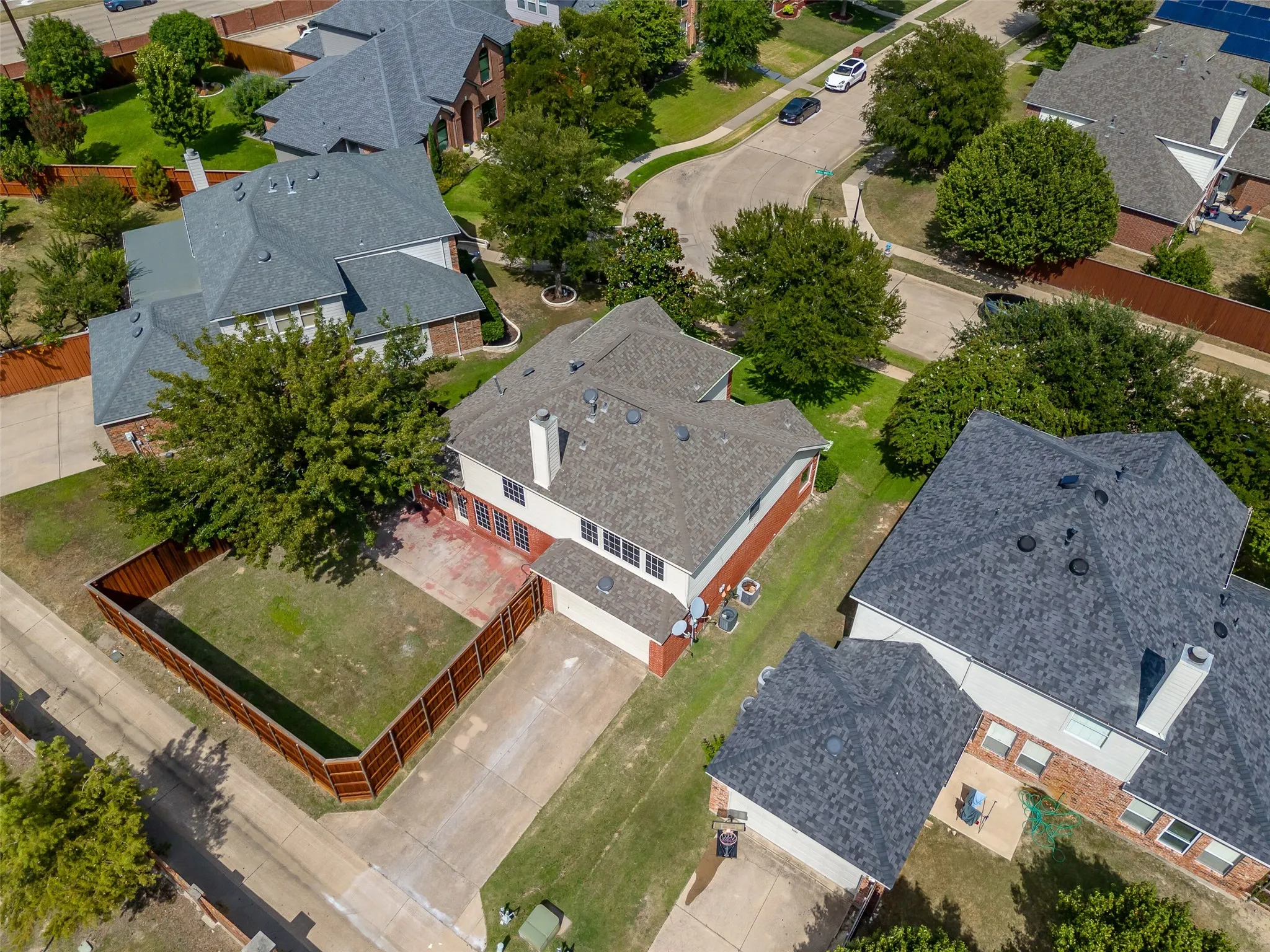 Single Family Residence For Sale in Collin County , 9405 Meyers Canyon Drive, Plano, Texas 75025, 4 Bedroom, 3 Bathroom, 2 Garage spaces, 2,557 Sqft, built in 2001, mls#21352293, Real Estate Agent in Plano, Homes For Sale in Collin county, Homes For Sale in Plano, Realtor in Plano Texas, Real Estate Brokerage Independent Realty Texas, Luminita Cordes Realtor