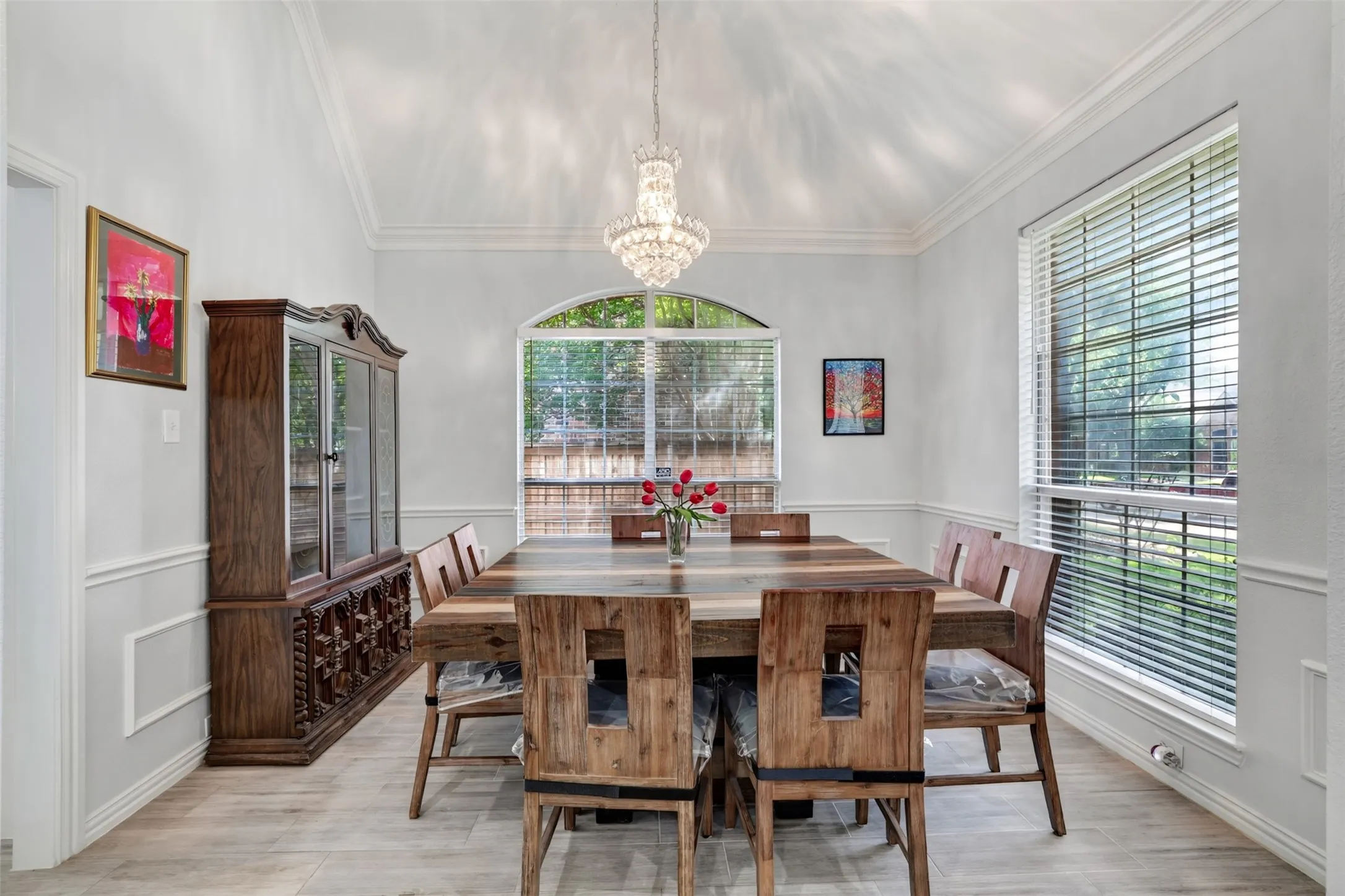 Formal dining for you special dinners and holidays with lots of natural lights and a beautiful Chandelier.