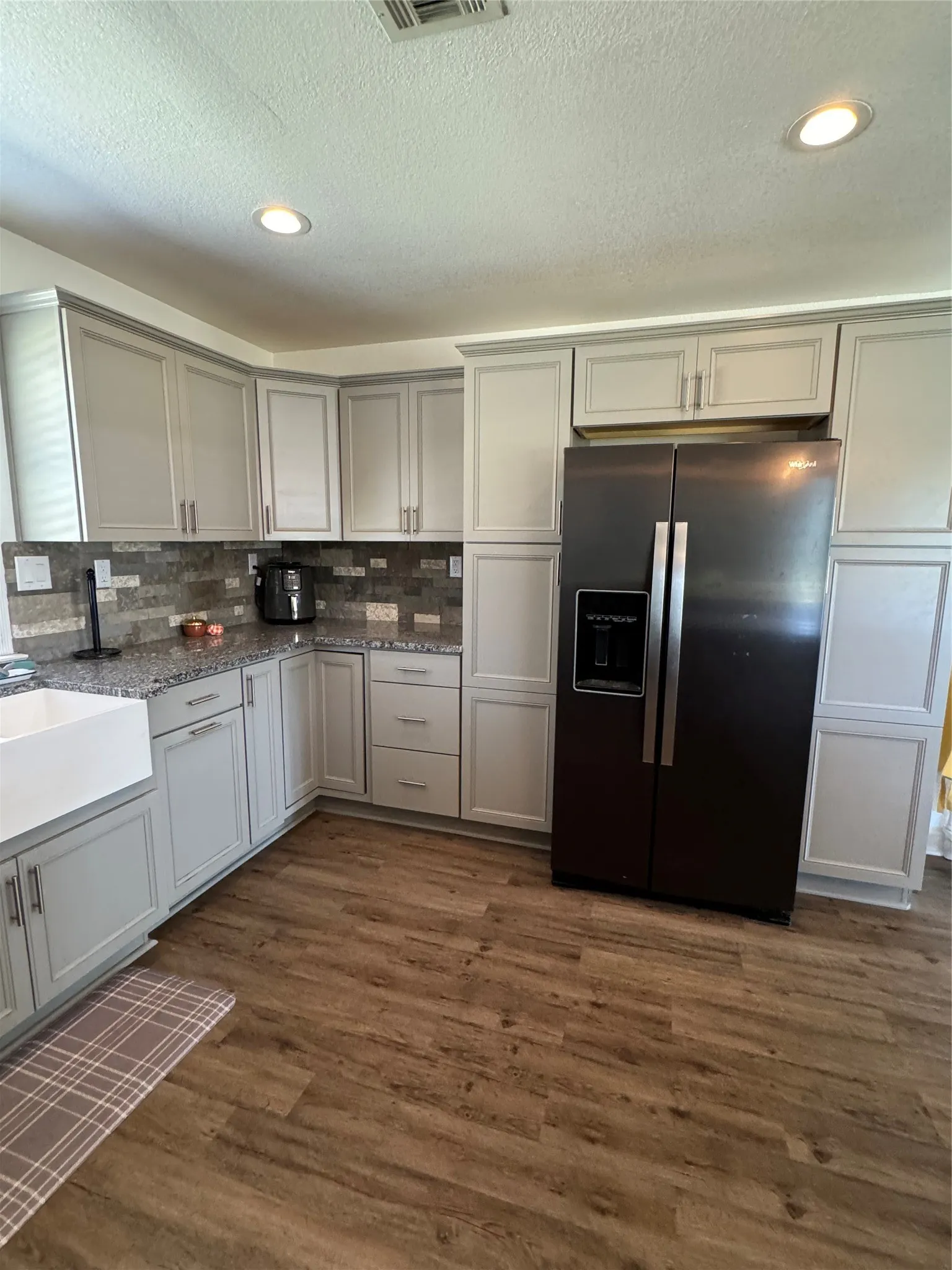Single Family Residence For Sale in Johnson County , 8345 County Road 205, Grandview, Texas 76050, 4 Bedroom, 2 Bathroom, 3 Garage spaces, 1,817 Sqft, built in 1950, mls#21349021, Real Estate Agent in Grandview, Homes For Sale in Johnson county, Homes For Sale in Grandview, Realtor in Grandview Texas, Real Estate Brokerage Independent Realty Texas, Luminita Cordes Realtor