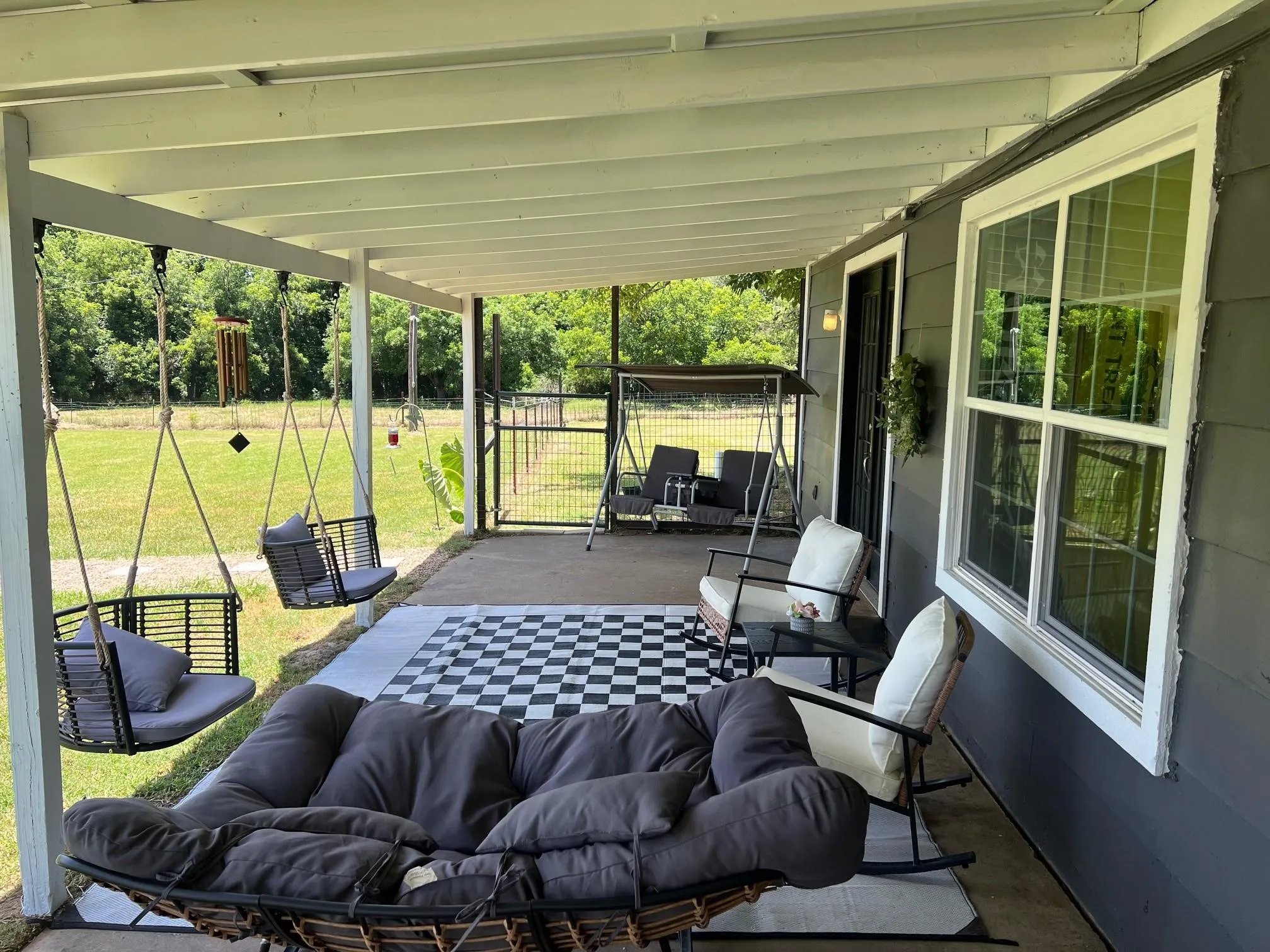 Single Family Residence For Sale in Johnson County , 8345 County Road 205, Grandview, Texas 76050, 4 Bedroom, 2 Bathroom, 3 Garage spaces, 1,817 Sqft, built in 1950, mls#21349021, Real Estate Agent in Grandview, Homes For Sale in Johnson county, Homes For Sale in Grandview, Realtor in Grandview Texas, Real Estate Brokerage Independent Realty Texas, Luminita Cordes Realtor