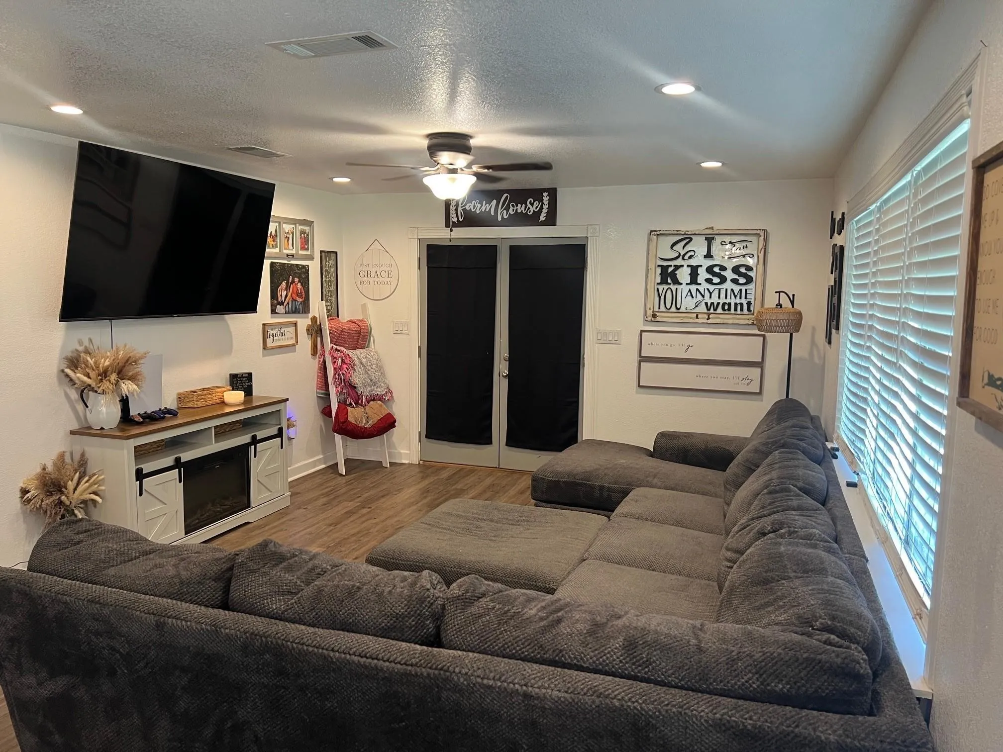 Single Family Residence For Sale in Johnson County , 8345 County Road 205, Grandview, Texas 76050, 4 Bedroom, 2 Bathroom, 3 Garage spaces, 1,817 Sqft, built in 1950, mls#21349021, Real Estate Agent in Grandview, Homes For Sale in Johnson county, Homes For Sale in Grandview, Realtor in Grandview Texas, Real Estate Brokerage Independent Realty Texas, Luminita Cordes Realtor