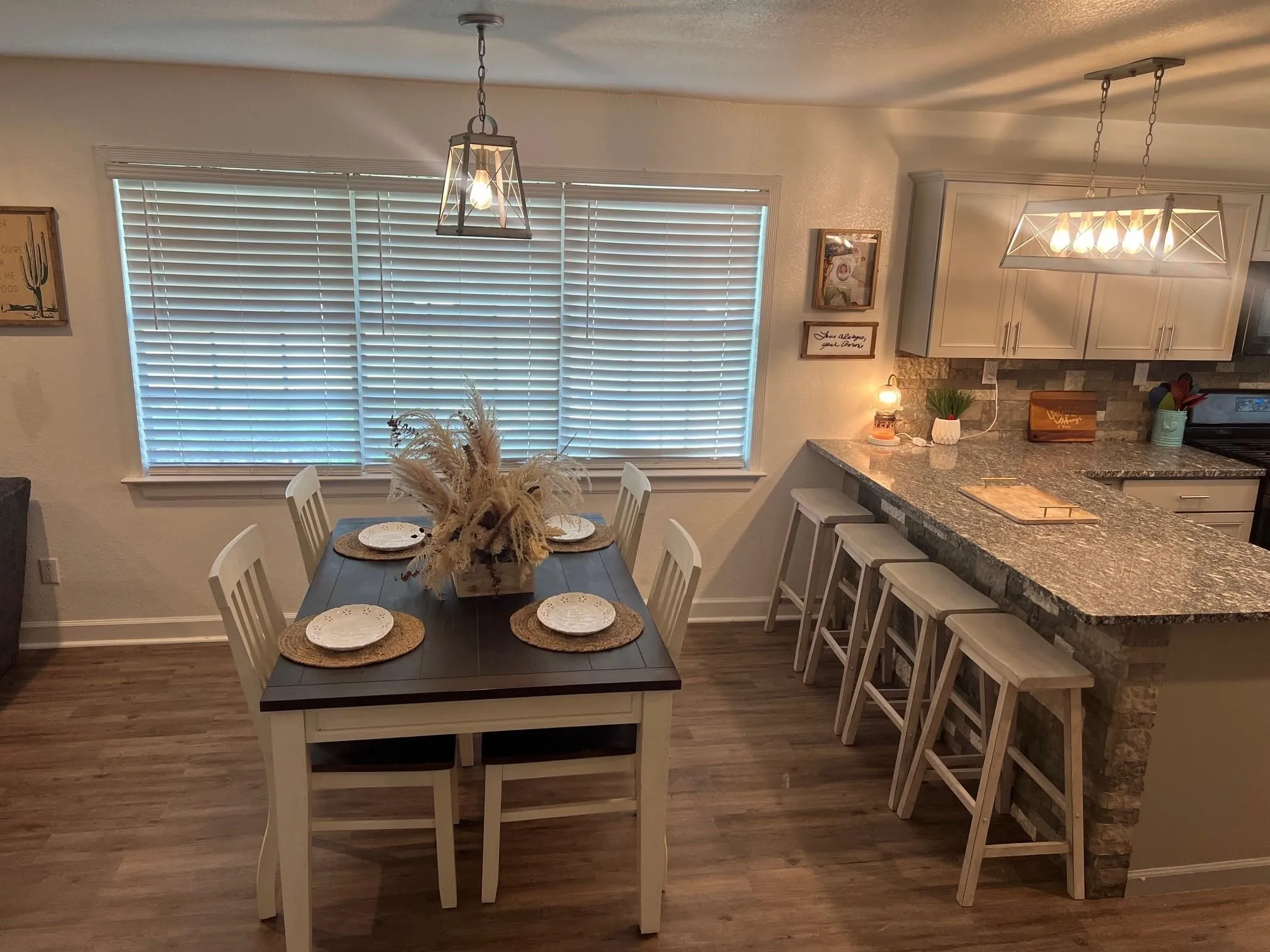 Single Family Residence For Sale in Johnson County , 8345 County Road 205, Grandview, Texas 76050, 4 Bedroom, 2 Bathroom, 3 Garage spaces, 1,817 Sqft, built in 1950, mls#21349021, Real Estate Agent in Grandview, Homes For Sale in Johnson county, Homes For Sale in Grandview, Realtor in Grandview Texas, Real Estate Brokerage Independent Realty Texas, Luminita Cordes Realtor