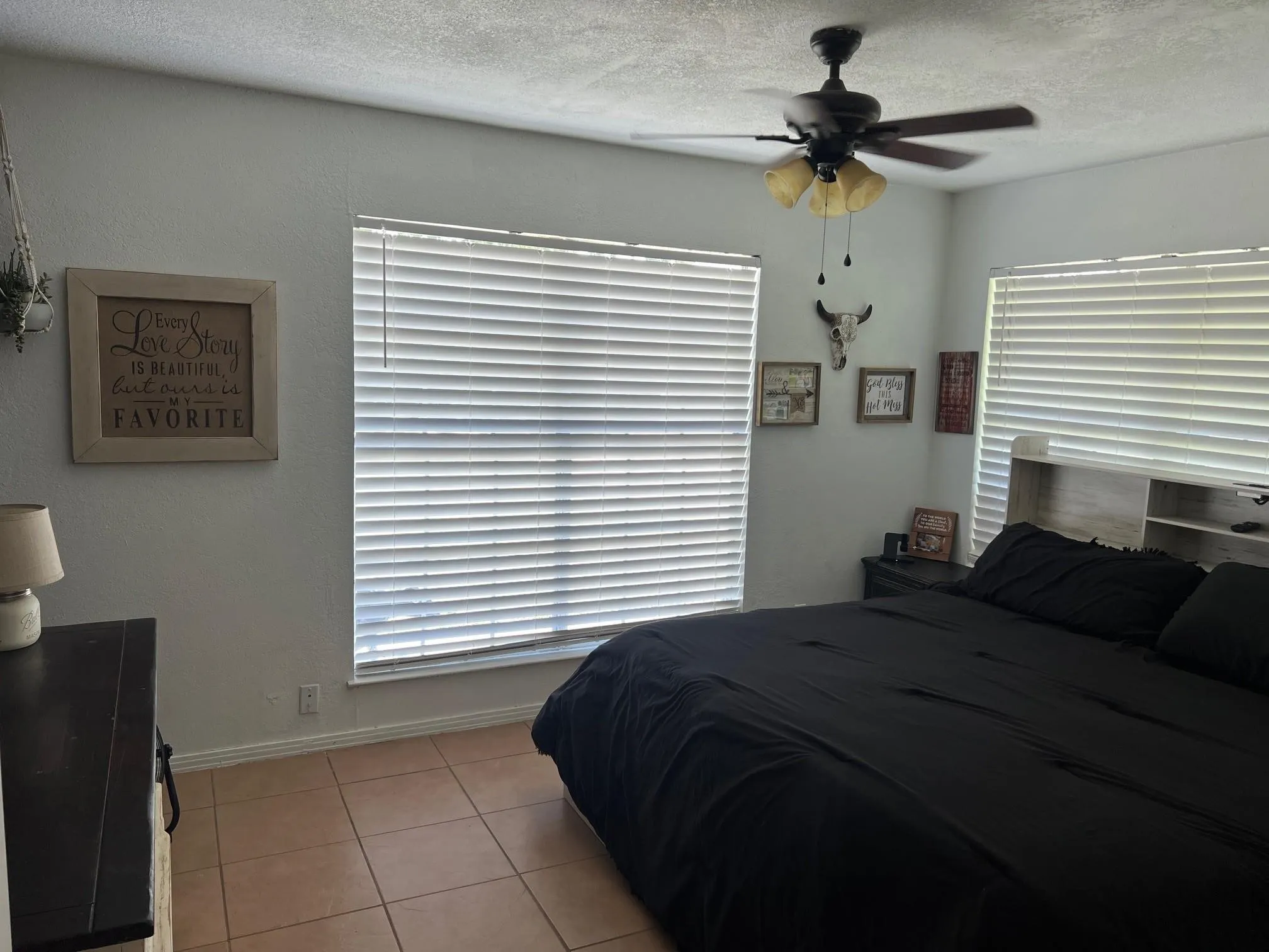 Single Family Residence For Sale in Johnson County , 8345 County Road 205, Grandview, Texas 76050, 4 Bedroom, 2 Bathroom, 3 Garage spaces, 1,817 Sqft, built in 1950, mls#21349021, Real Estate Agent in Grandview, Homes For Sale in Johnson county, Homes For Sale in Grandview, Realtor in Grandview Texas, Real Estate Brokerage Independent Realty Texas, Luminita Cordes Realtor