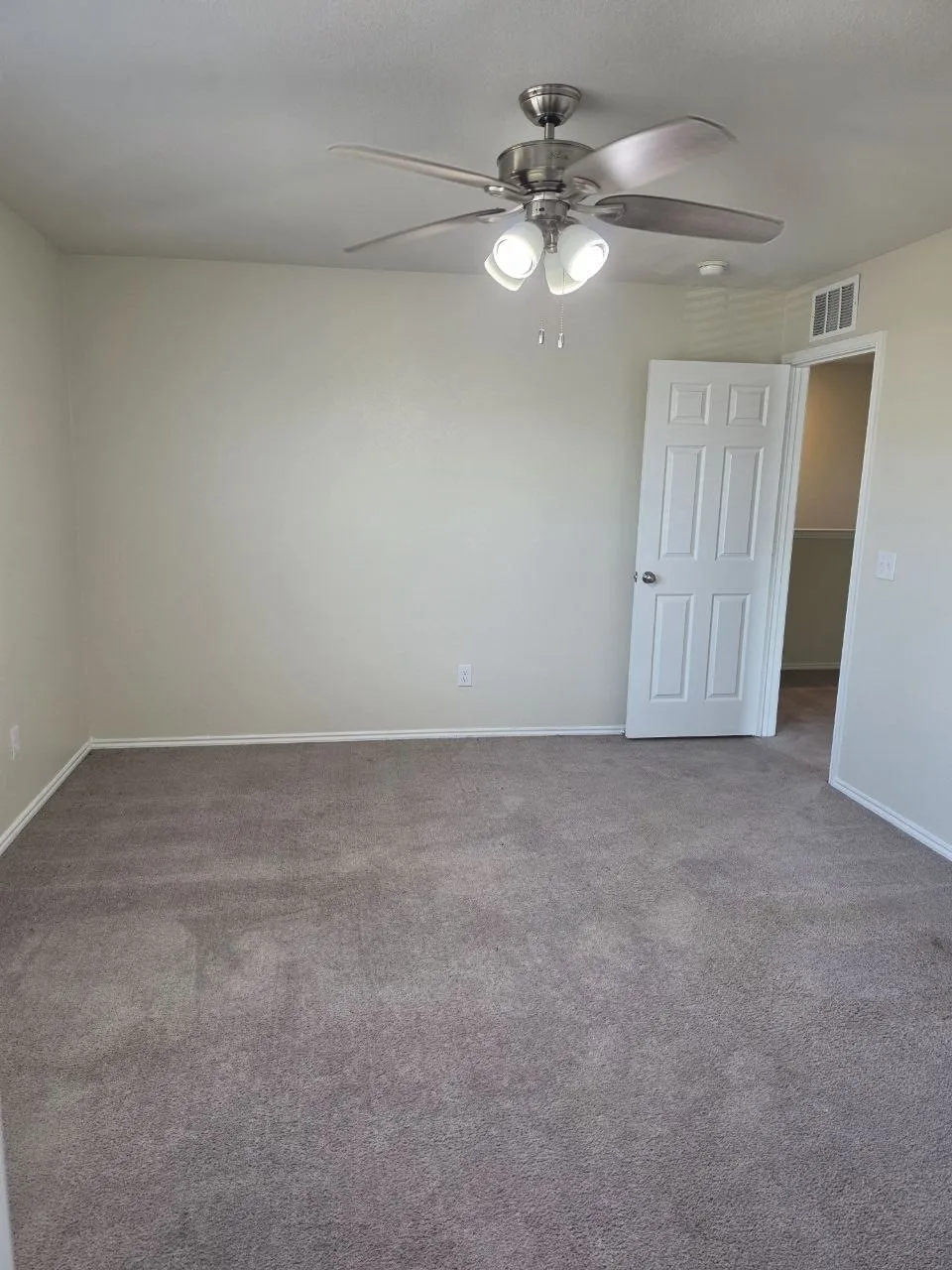 Single Family Residence For Rent in Collin County , 306 Grenada Lake Drive, Princeton, Texas 75407, 4 Bedroom, 3 Bathroom, 1 Garage spaces, 2,103 Sqft, built in 2022, mls#21351464, Real Estate Agent in Princeton, Homes For Rent in Collin county, Homes For Rent in Princeton, Realtor in Princeton Texas, Real Estate Brokerage Independent Realty Texas, Luminita Cordes Realtor