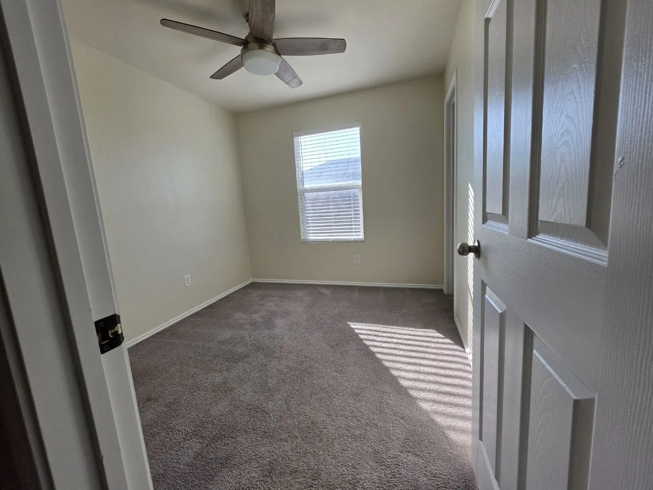 Single Family Residence For Rent in Collin County , 306 Grenada Lake Drive, Princeton, Texas 75407, 4 Bedroom, 3 Bathroom, 1 Garage spaces, 2,103 Sqft, built in 2022, mls#21351464, Real Estate Agent in Princeton, Homes For Rent in Collin county, Homes For Rent in Princeton, Realtor in Princeton Texas, Real Estate Brokerage Independent Realty Texas, Luminita Cordes Realtor