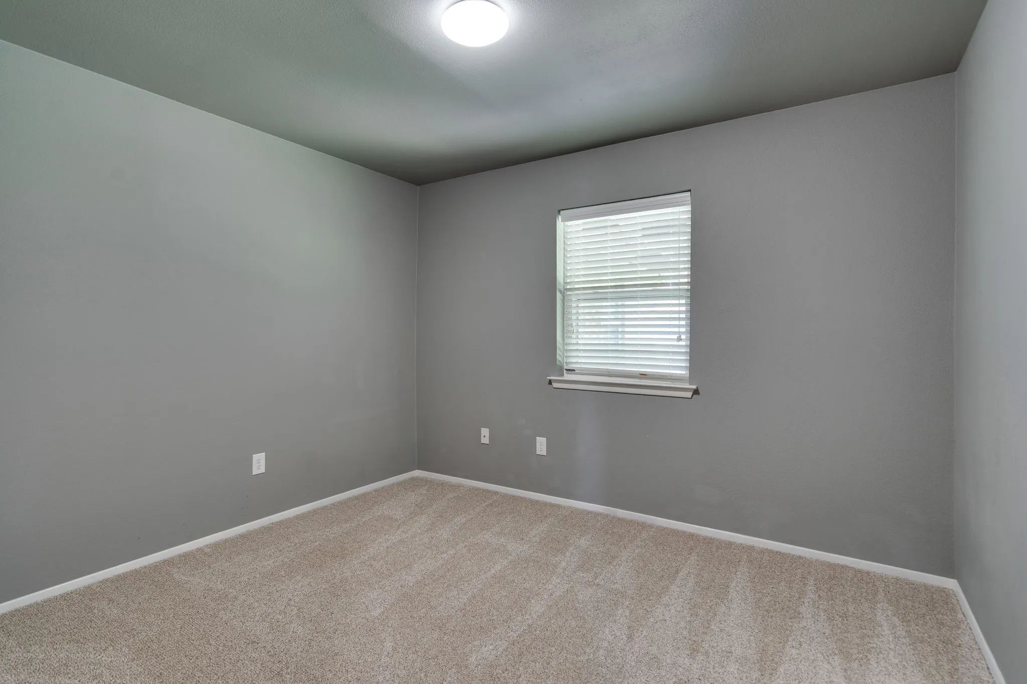Single Family Residence For Sale in Tarrant County , 6980 Cox Lane, North Richland Hills, Texas 76182, 3 Bedroom, 2 Bathroom, 2 Garage spaces, 1,457 Sqft, built in 1972, mls#21353225, Real Estate Agent in North Richland Hills, Homes For Sale in Tarrant county, Homes For Sale in North Richland Hills, Realtor in North Richland Hills Texas, Real Estate Brokerage Independent Realty Texas, Luminita Cordes Realtor