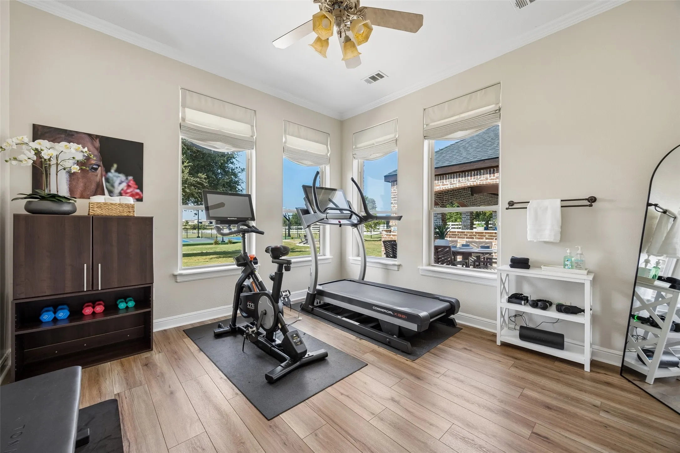Single Family Residence For Sale in Denton County , 963 Noble Champions Way, Bartonville, Texas 76226, 6 Bedroom, 8 Bathroom, 4 Garage spaces, 7,140 Sqft, built in 2004, mls#21351999, Real Estate Agent in Bartonville, Homes For Sale in Denton county, Homes For Sale in Bartonville, Realtor in Bartonville Texas, Real Estate Brokerage Independent Realty Texas, Luminita Cordes Realtor