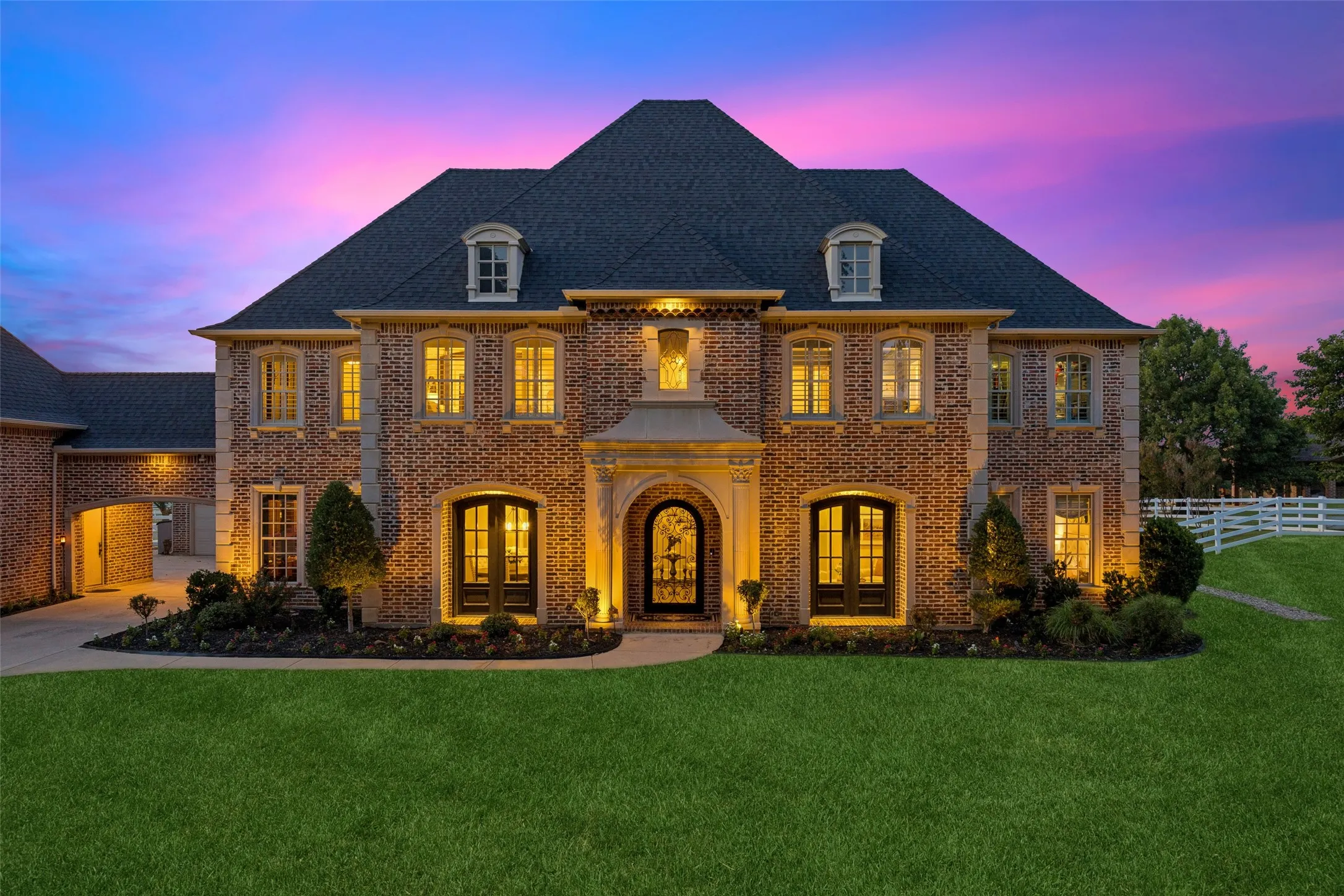 Single Family Residence For Sale in Denton County , 963 Noble Champions Way, Bartonville, Texas 76226, 6 Bedroom, 8 Bathroom, 4 Garage spaces, 7,140 Sqft, built in 2004, mls#21351999, Real Estate Agent in Bartonville, Homes For Sale in Denton county, Homes For Sale in Bartonville, Realtor in Bartonville Texas, Real Estate Brokerage Independent Realty Texas, Luminita Cordes Realtor
