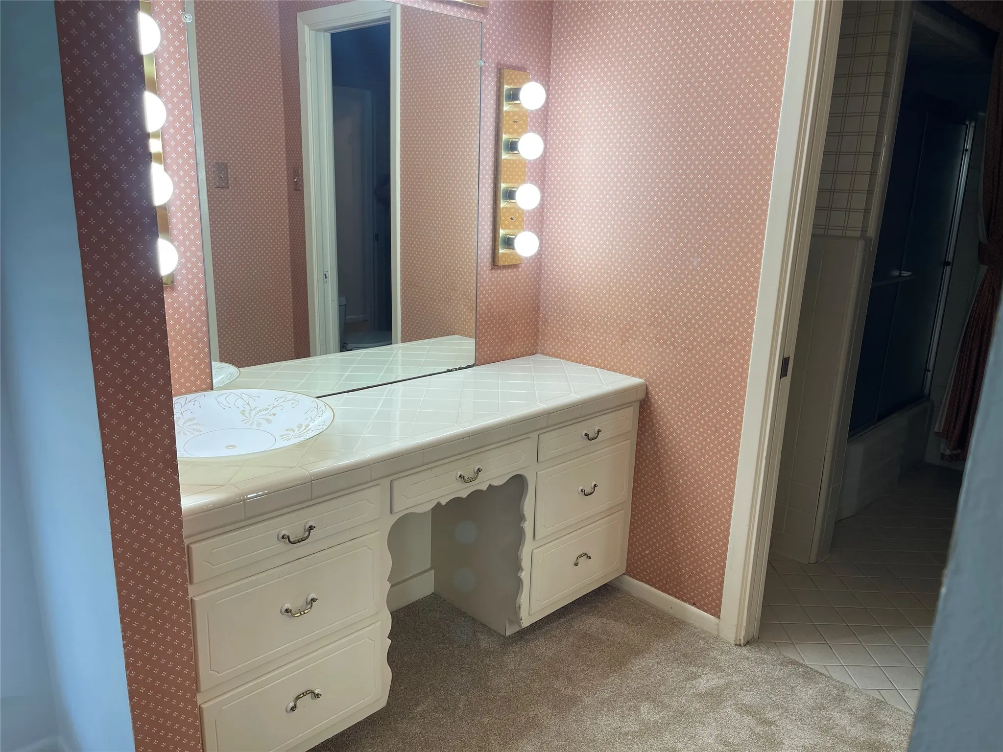 Single Family Residence For Rent in Dallas County , 5611 Meletio Lane, Dallas, Texas 75230, 4 Bedroom, 3 Bathroom, 2 Garage spaces, 2,398 Sqft, built in 1963, mls#21353255, Real Estate Agent in Dallas, Homes For Rent in Dallas county, Homes For Rent in Dallas, Realtor in Dallas Texas, Real Estate Brokerage Independent Realty Texas, Luminita Cordes Realtor