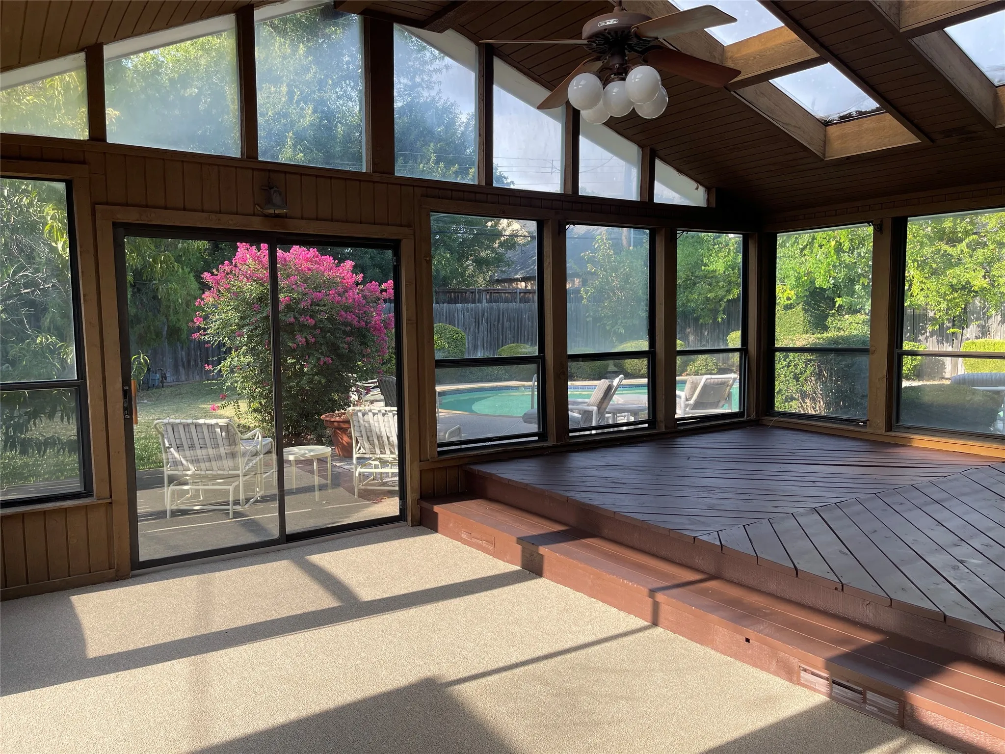Single Family Residence For Rent in Dallas County , 5611 Meletio Lane, Dallas, Texas 75230, 4 Bedroom, 3 Bathroom, 2 Garage spaces, 2,398 Sqft, built in 1963, mls#21353255, Real Estate Agent in Dallas, Homes For Rent in Dallas county, Homes For Rent in Dallas, Realtor in Dallas Texas, Real Estate Brokerage Independent Realty Texas, Luminita Cordes Realtor