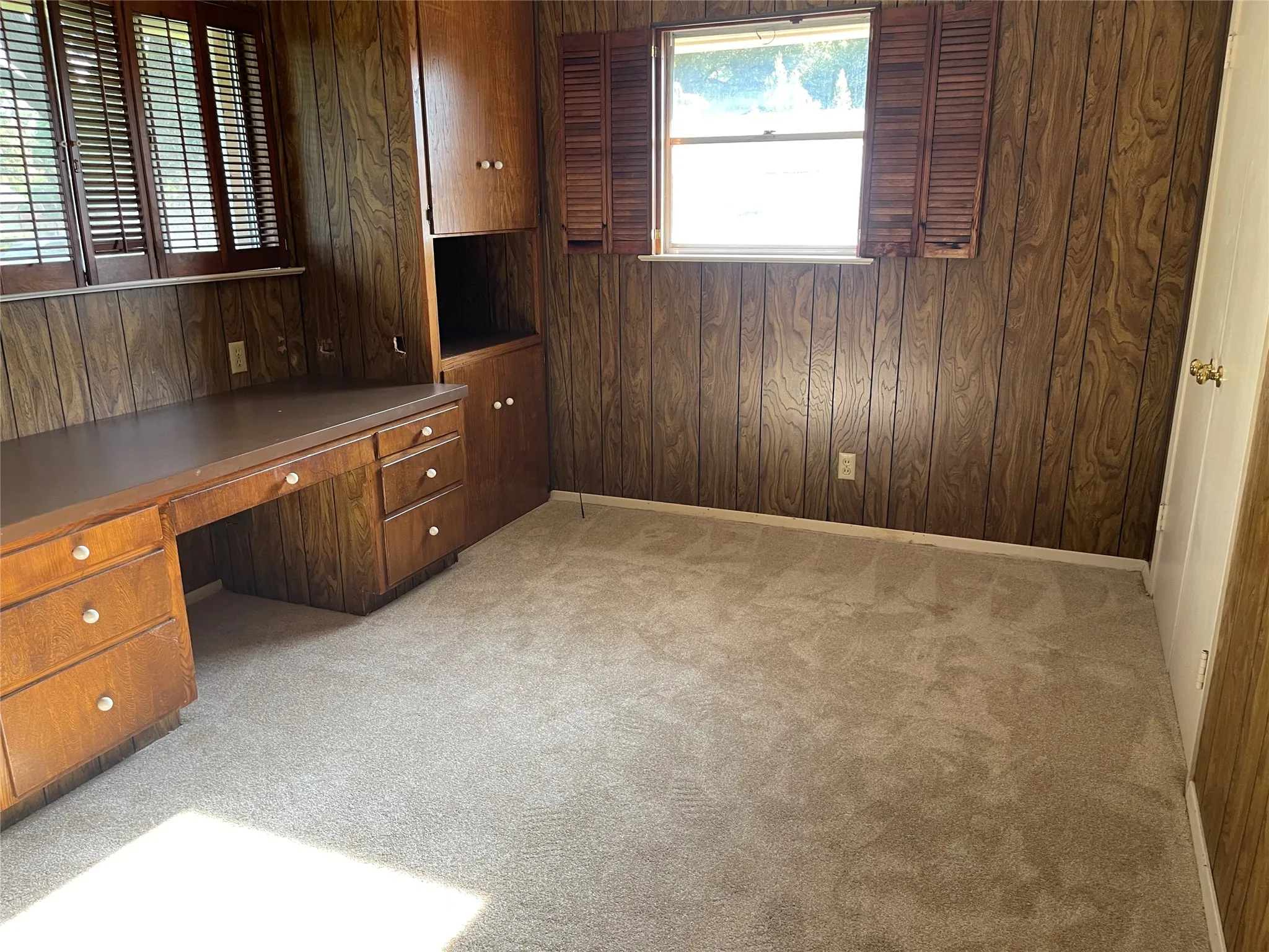 Single Family Residence For Rent in Dallas County , 5611 Meletio Lane, Dallas, Texas 75230, 4 Bedroom, 3 Bathroom, 2 Garage spaces, 2,398 Sqft, built in 1963, mls#21353255, Real Estate Agent in Dallas, Homes For Rent in Dallas county, Homes For Rent in Dallas, Realtor in Dallas Texas, Real Estate Brokerage Independent Realty Texas, Luminita Cordes Realtor