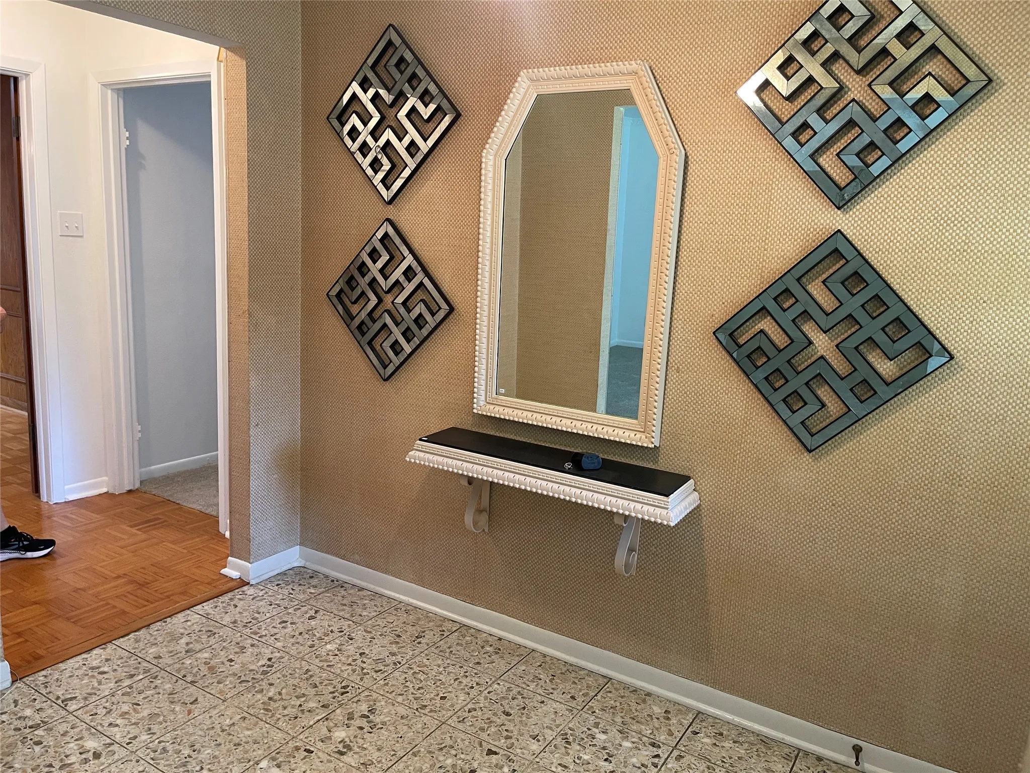 Single Family Residence For Rent in Dallas County , 5611 Meletio Lane, Dallas, Texas 75230, 4 Bedroom, 3 Bathroom, 2 Garage spaces, 2,398 Sqft, built in 1963, mls#21353255, Real Estate Agent in Dallas, Homes For Rent in Dallas county, Homes For Rent in Dallas, Realtor in Dallas Texas, Real Estate Brokerage Independent Realty Texas, Luminita Cordes Realtor