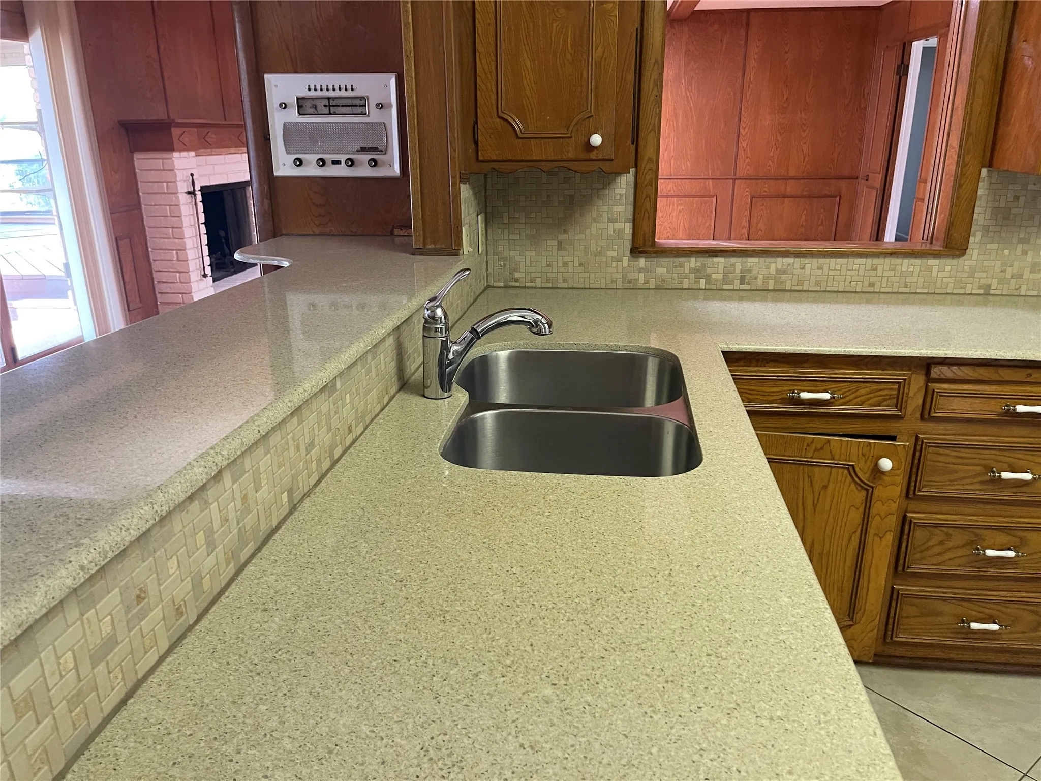 Single Family Residence For Rent in Dallas County , 5611 Meletio Lane, Dallas, Texas 75230, 4 Bedroom, 3 Bathroom, 2 Garage spaces, 2,398 Sqft, built in 1963, mls#21353255, Real Estate Agent in Dallas, Homes For Rent in Dallas county, Homes For Rent in Dallas, Realtor in Dallas Texas, Real Estate Brokerage Independent Realty Texas, Luminita Cordes Realtor