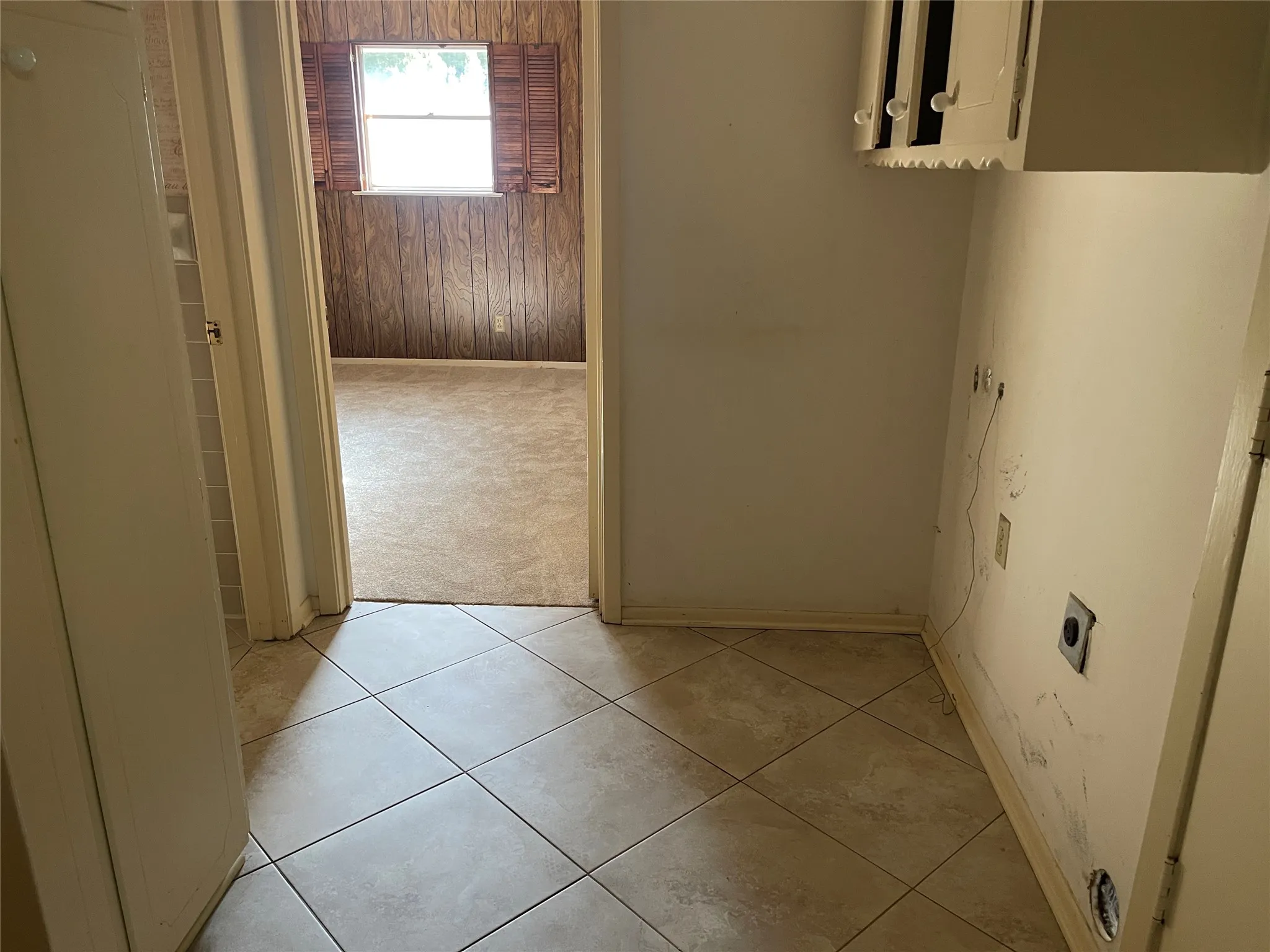 Single Family Residence For Rent in Dallas County , 5611 Meletio Lane, Dallas, Texas 75230, 4 Bedroom, 3 Bathroom, 2 Garage spaces, 2,398 Sqft, built in 1963, mls#21353255, Real Estate Agent in Dallas, Homes For Rent in Dallas county, Homes For Rent in Dallas, Realtor in Dallas Texas, Real Estate Brokerage Independent Realty Texas, Luminita Cordes Realtor