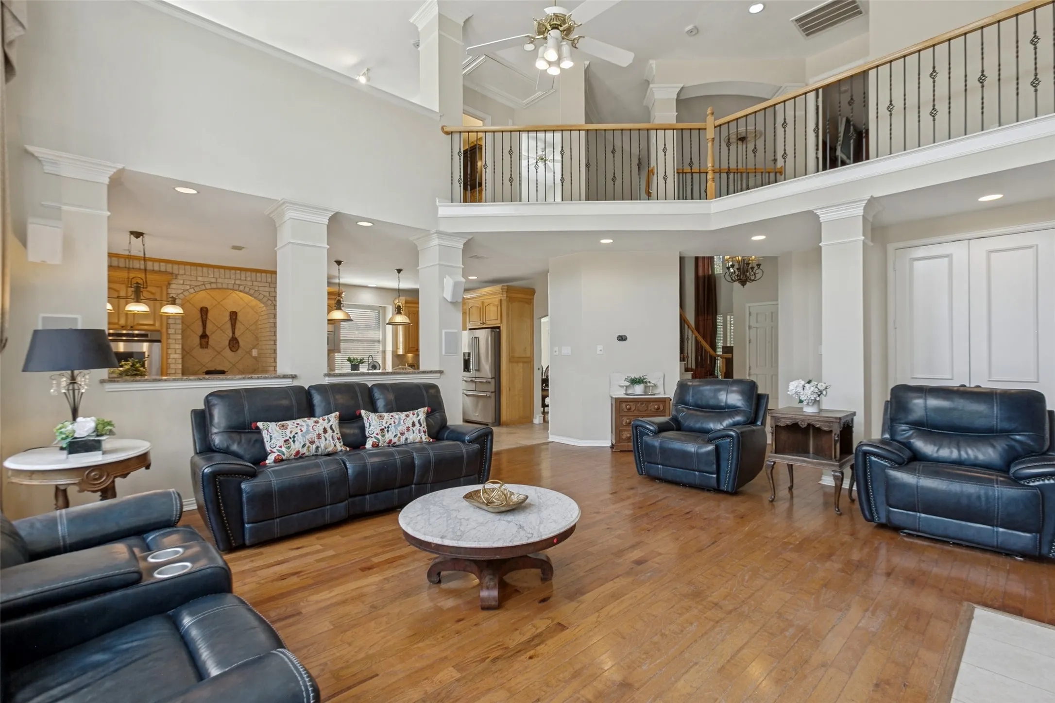 Plenty of room for the Holidays!