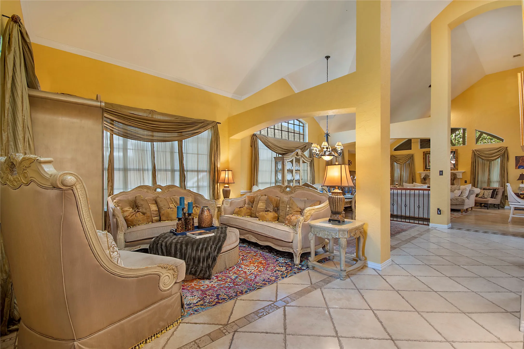 Single Family Residence For Sale in Dallas County , 663 E Sandra Lane, Grand Prairie, Texas 75052, 4 Bedroom, 4 Bathroom, 2 Garage spaces, 3,986 Sqft, built in 2003, mls#21352853, Real Estate Agent in Grand Prairie, Homes For Sale in Dallas county, Homes For Sale in Grand Prairie, Realtor in Grand Prairie Texas, Real Estate Brokerage Independent Realty Texas, Luminita Cordes Realtor