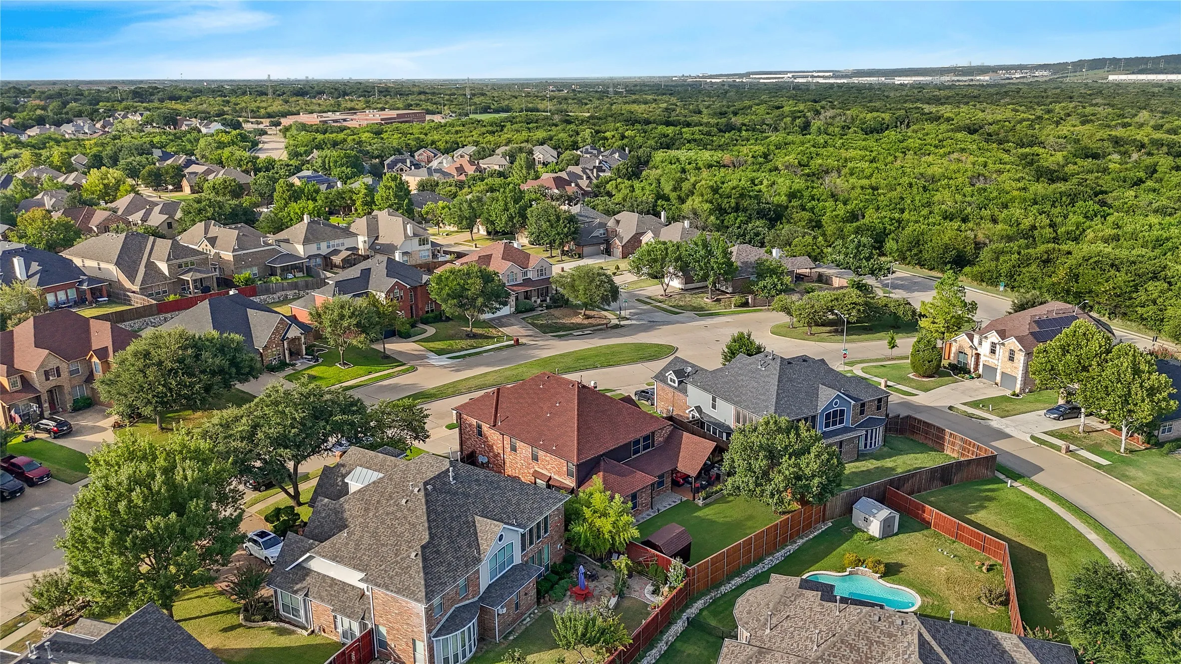Single Family Residence For Sale in Dallas County , 663 E Sandra Lane, Grand Prairie, Texas 75052, 4 Bedroom, 4 Bathroom, 2 Garage spaces, 3,986 Sqft, built in 2003, mls#21352853, Real Estate Agent in Grand Prairie, Homes For Sale in Dallas county, Homes For Sale in Grand Prairie, Realtor in Grand Prairie Texas, Real Estate Brokerage Independent Realty Texas, Luminita Cordes Realtor