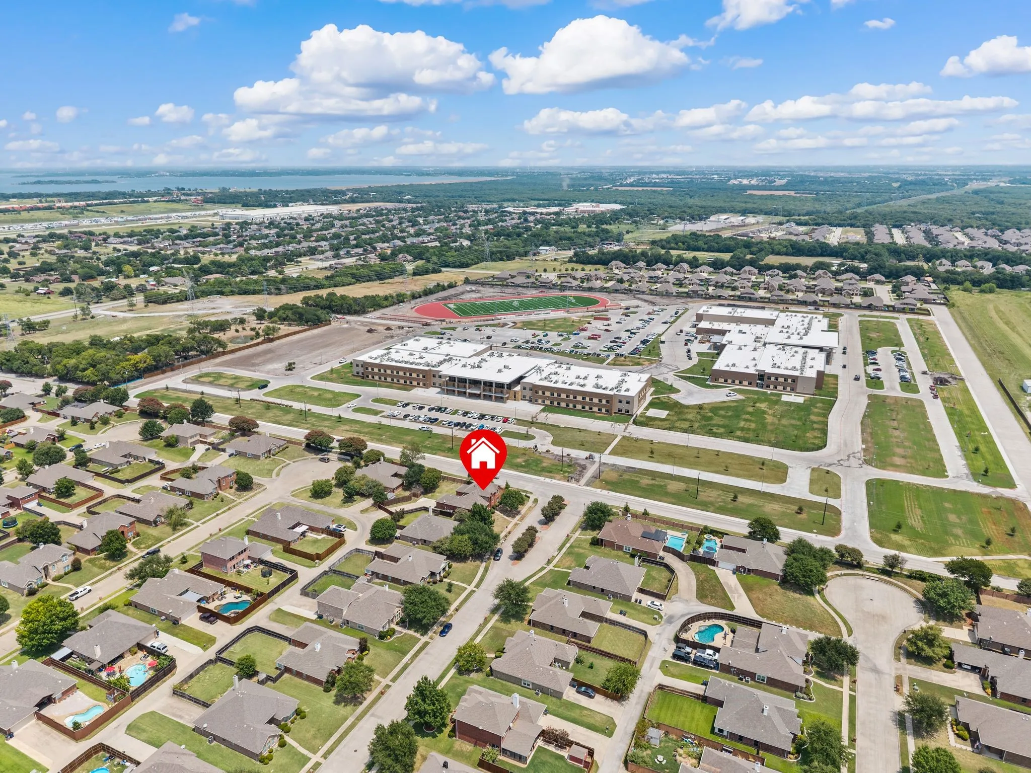 Single Family Residence For Sale in Collin County , 1215 Majestic Way, Wylie, Texas 75098, 4 Bedroom, 3 Bathroom, 2 Garage spaces, 2,860 Sqft, built in 2007, mls#21341129, Real Estate Agent in Wylie, Homes For Sale in Collin county, Homes For Sale in Wylie, Realtor in Wylie Texas, Real Estate Brokerage Independent Realty Texas, Luminita Cordes Realtor