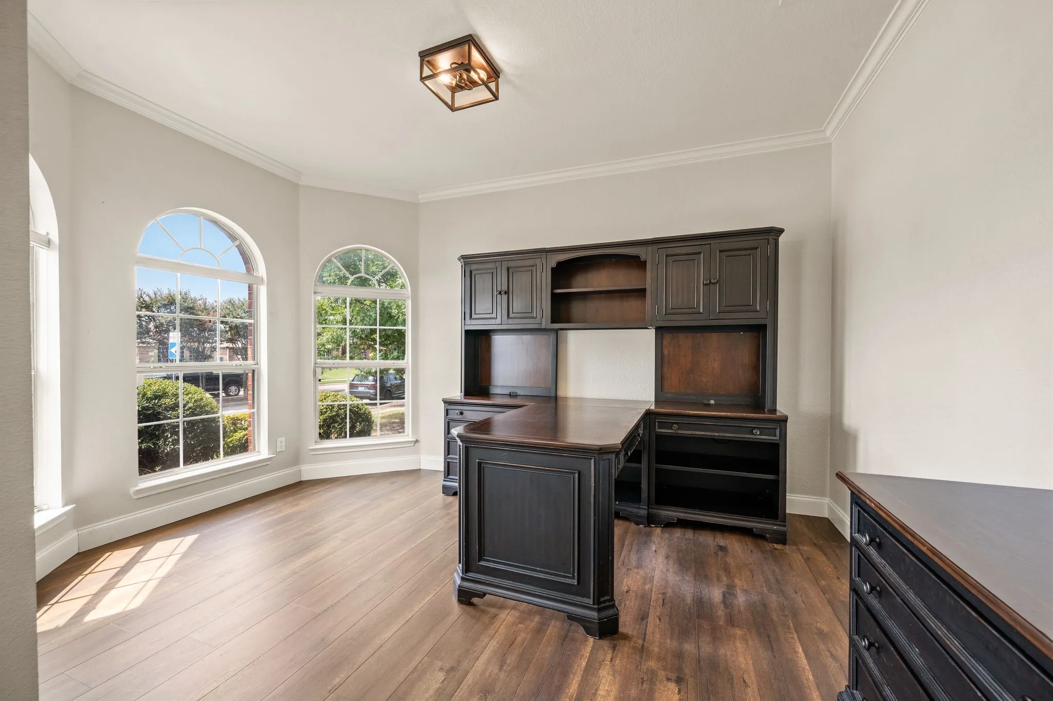 Large office with plenty of natural light!