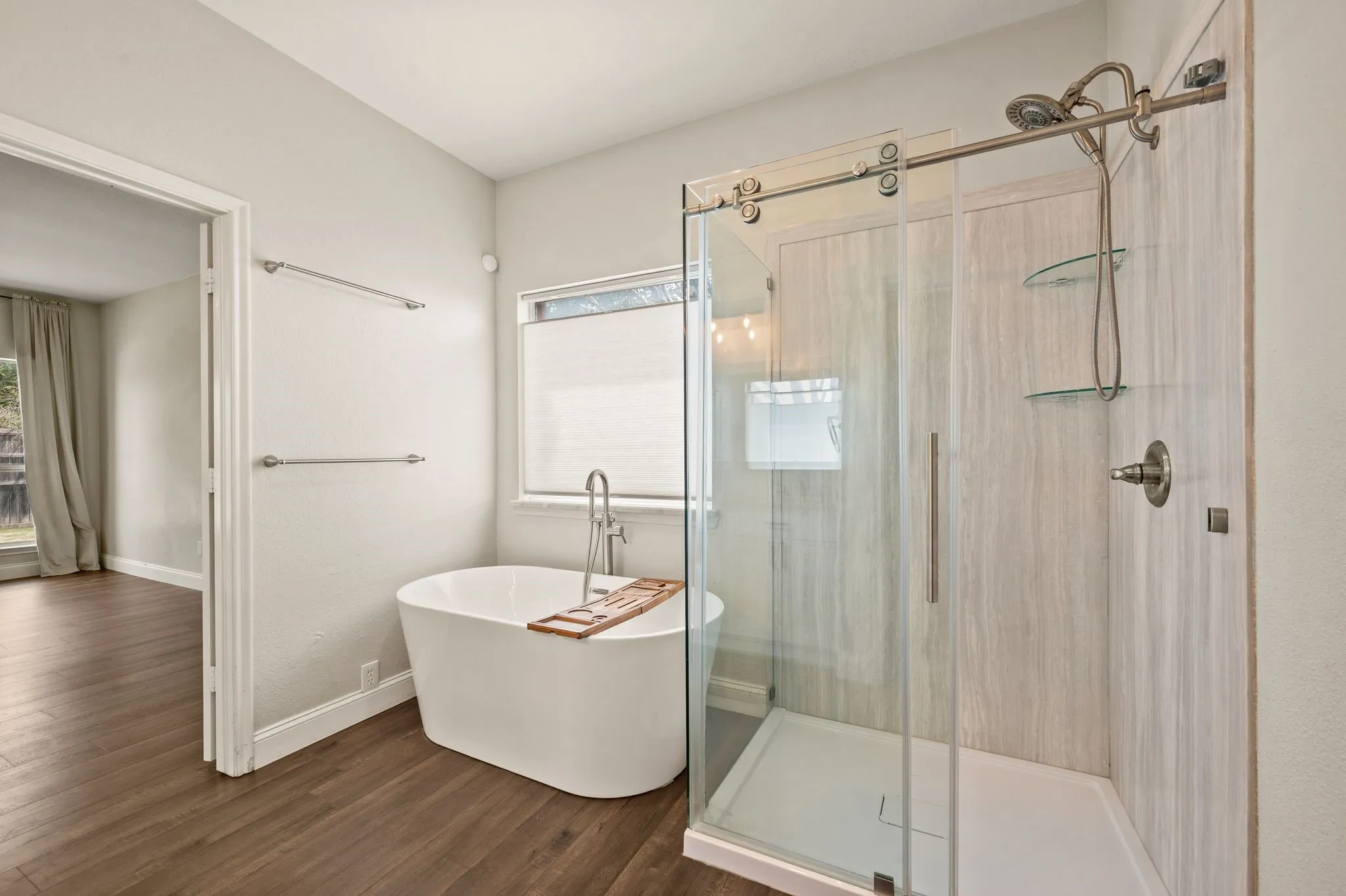 Single Family Residence For Sale in Collin County , 1215 Majestic Way, Wylie, Texas 75098, 4 Bedroom, 3 Bathroom, 2 Garage spaces, 2,860 Sqft, built in 2007, mls#21341129, Real Estate Agent in Wylie, Homes For Sale in Collin county, Homes For Sale in Wylie, Realtor in Wylie Texas, Real Estate Brokerage Independent Realty Texas, Luminita Cordes Realtor