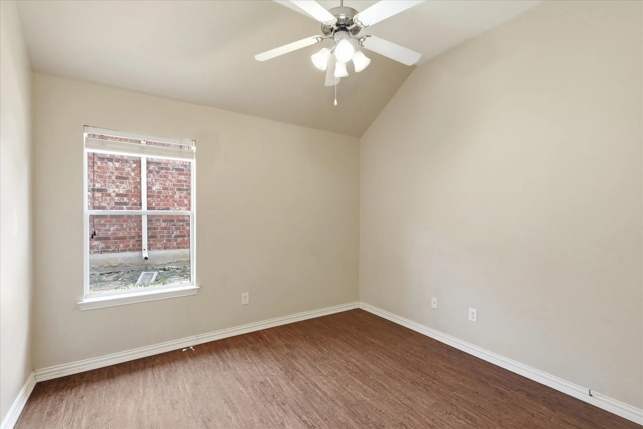 Single Family Residence For Sale in Denton County , 2725 Waterdance Drive, Little Elm, Texas 75068, 3 Bedrooms, 2 Bathrooms, 2 Garage spaces, 1,856 Sqft, built in 2006, Price $346,500, mls#21353253, Real Estate Agent in Little Elm, Homes For Sale in Denton county, Homes For Sale in Little Elm, Realtor in Little Elm Texas, Real Estate Brokerage Independent Realty Texas, Luminita Cordes Realtor