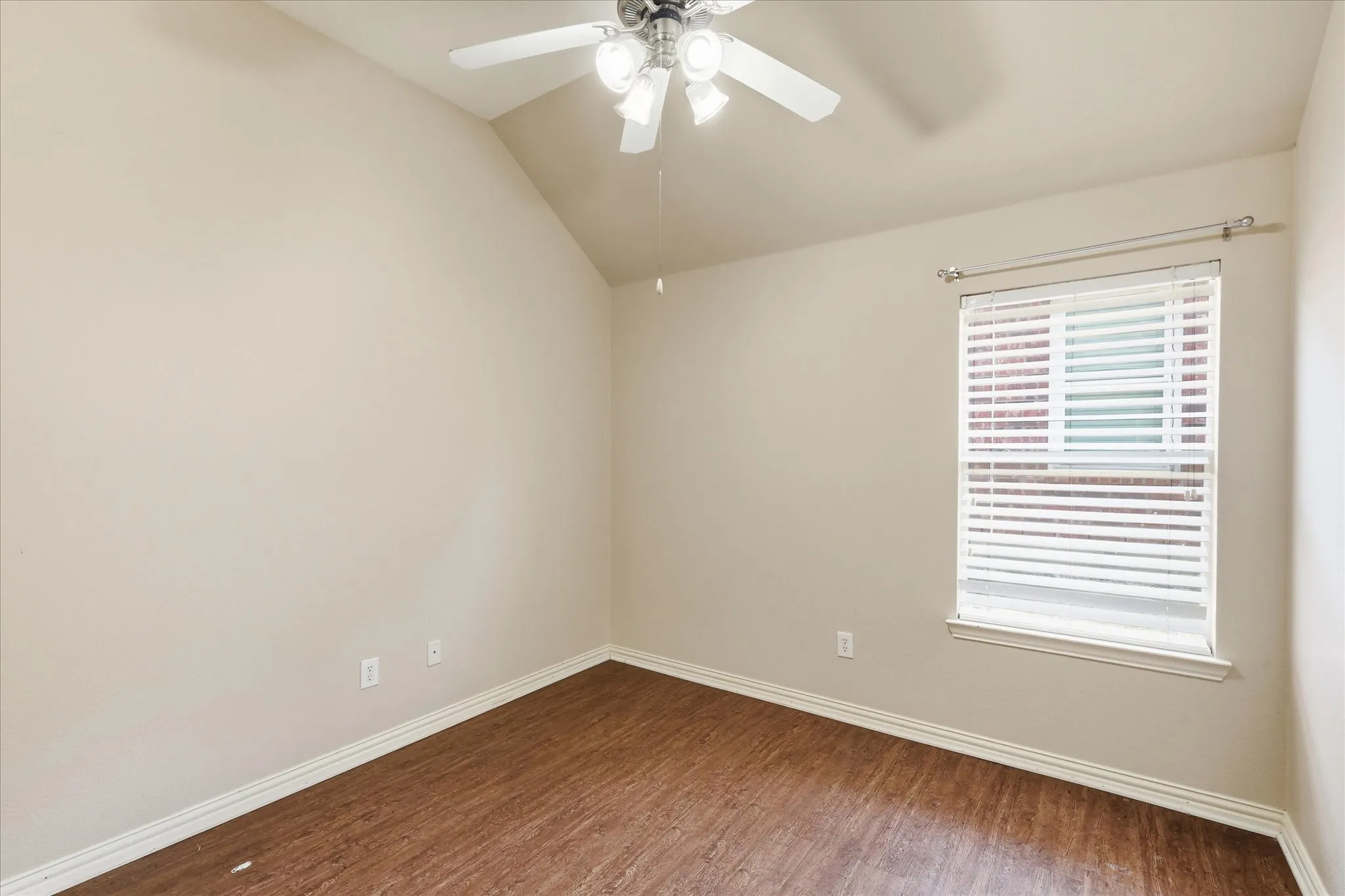 Single Family Residence For Sale in Denton County , 2725 Waterdance Drive, Little Elm, Texas 75068, 3 Bedrooms, 2 Bathrooms, 2 Garage spaces, 1,856 Sqft, built in 2006, Price $346,500, mls#21353253, Real Estate Agent in Little Elm, Homes For Sale in Denton county, Homes For Sale in Little Elm, Realtor in Little Elm Texas, Real Estate Brokerage Independent Realty Texas, Luminita Cordes Realtor