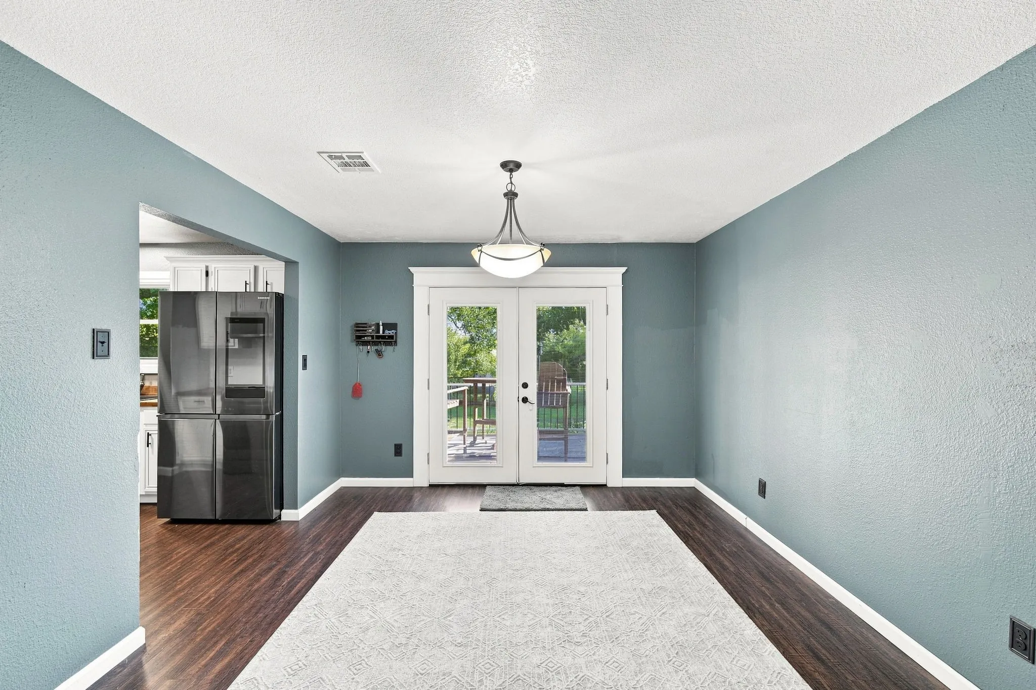 Single Family Residence For Sale in Hill County , 27172 Whispering Meadow Drive, Whitney, Texas 76692, 5 Bedroom, 4 Bathroom, 2 Garage spaces, 2,792 Sqft, built in 1996, mls#21350329, Real Estate Agent in Whitney, Homes For Sale in Hill county, Homes For Sale in Whitney, Realtor in Whitney Texas, Real Estate Brokerage Independent Realty Texas, Luminita Cordes Realtor