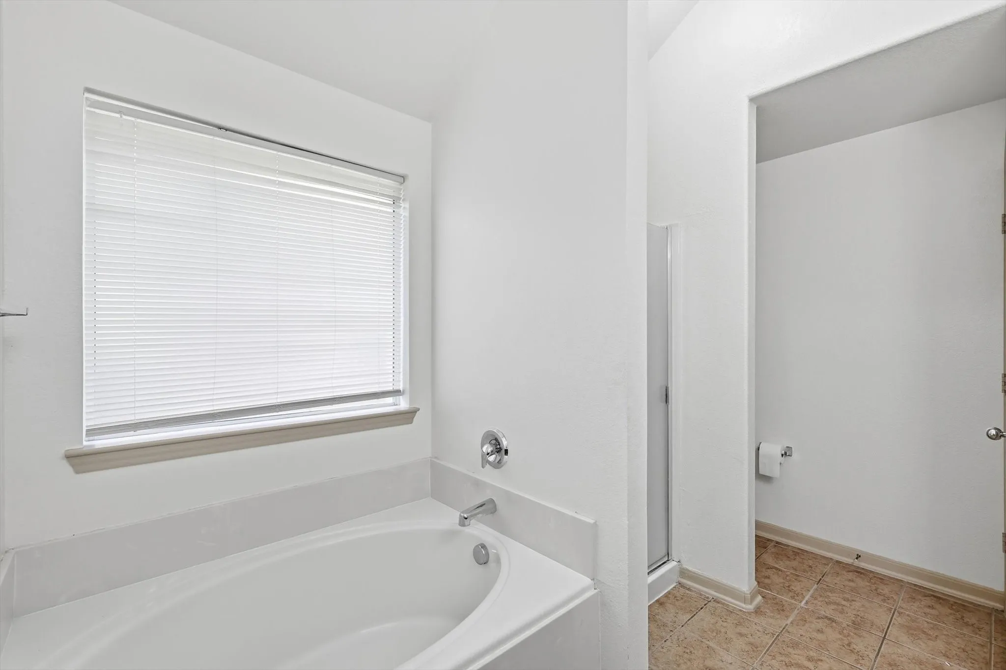 Single Family Residence For Rent in Denton County , 2340 Evening Song Drive, Little Elm, Texas 75068, 3 Bedrooms, 2 Bathrooms, 2 Garage spaces, 1,525 Sqft, built in 2005, Price $2,000, mls#21352309, Real Estate Agent in Little Elm, Homes For Rent in Denton county, Homes For Rent in Little Elm, Realtor in Little Elm Texas, Real Estate Brokerage Independent Realty Texas, Luminita Cordes Realtor