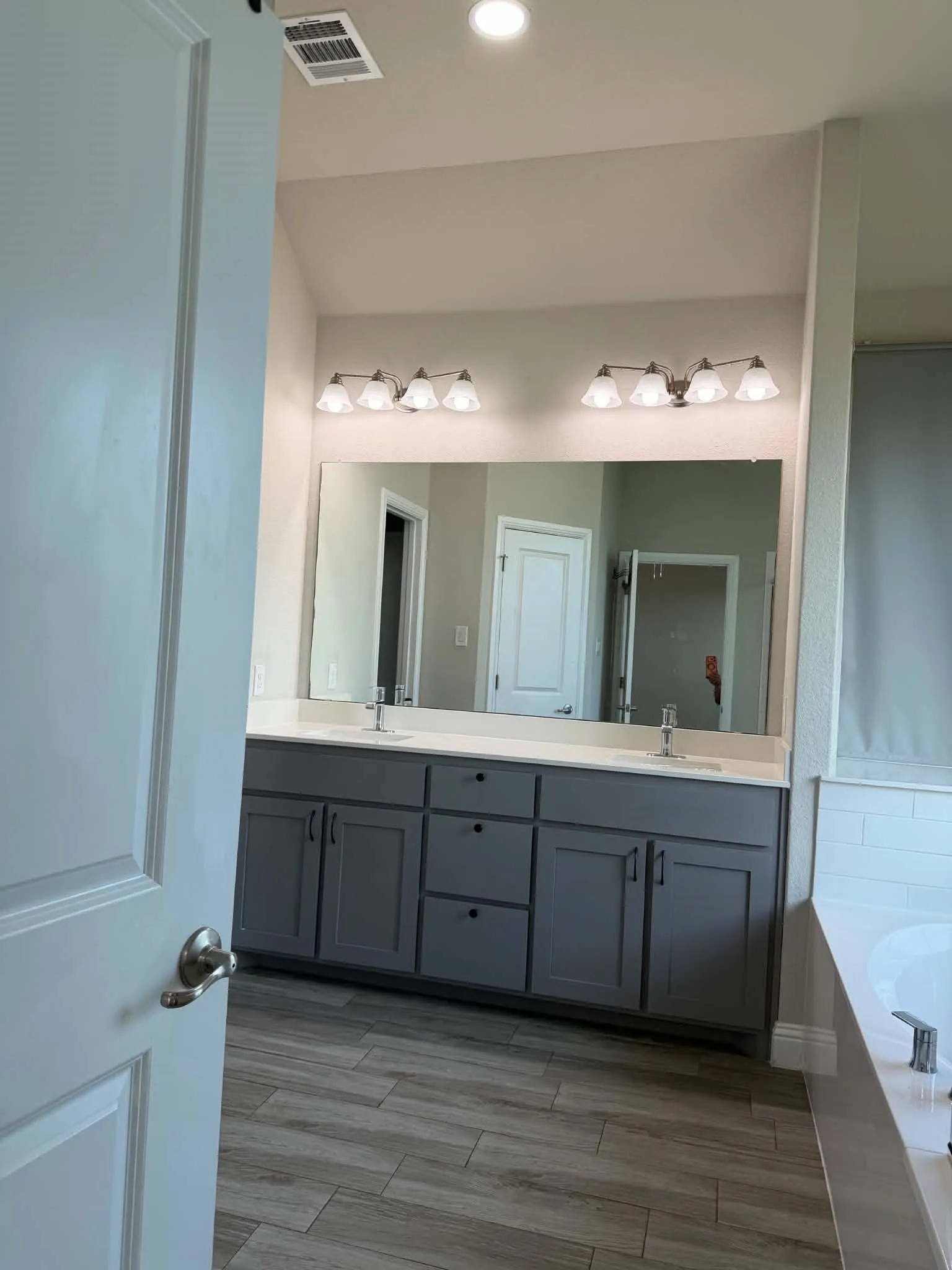 Single Family Residence For Sale in Denton County , 1033 Almond Street, Hickory Creek, Texas 75065, 4 Bedroom, 2 Bathroom, 2 Garage spaces, 1,809 Sqft, built in 2021, mls#21353277, Real Estate Agent in Hickory Creek, Homes For Sale in Denton county, Homes For Sale in Hickory Creek, Realtor in Hickory Creek Texas, Real Estate Brokerage Independent Realty Texas, Luminita Cordes Realtor