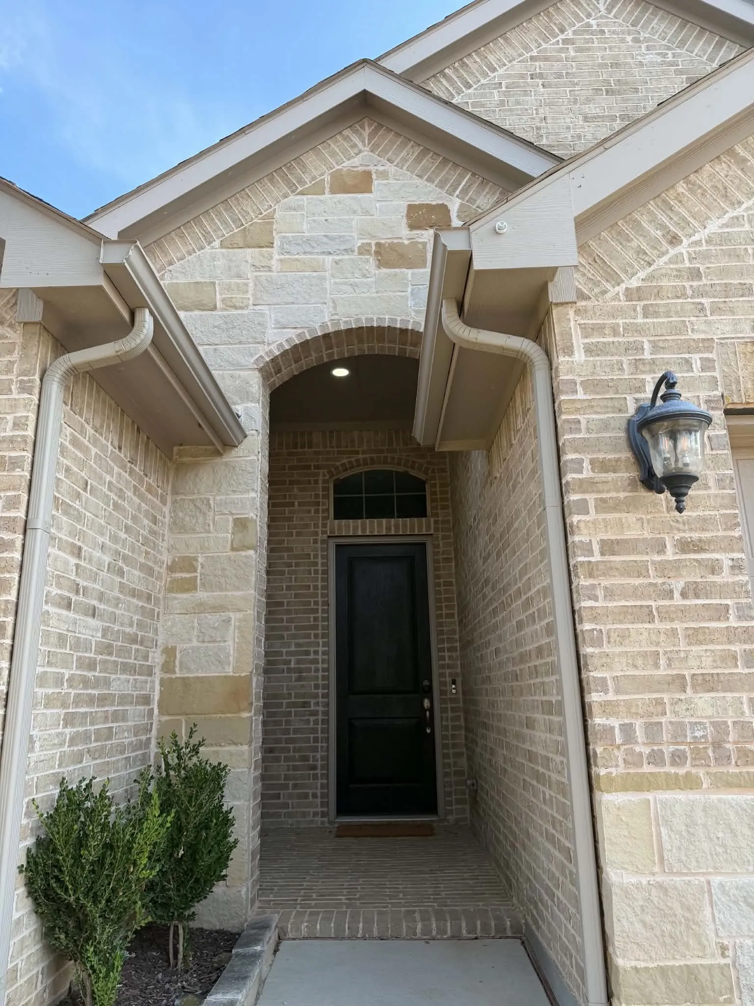 Single Family Residence For Sale in Denton County , 1033 Almond Street, Hickory Creek, Texas 75065, 4 Bedroom, 2 Bathroom, 2 Garage spaces, 1,809 Sqft, built in 2021, mls#21353277, Real Estate Agent in Hickory Creek, Homes For Sale in Denton county, Homes For Sale in Hickory Creek, Realtor in Hickory Creek Texas, Real Estate Brokerage Independent Realty Texas, Luminita Cordes Realtor