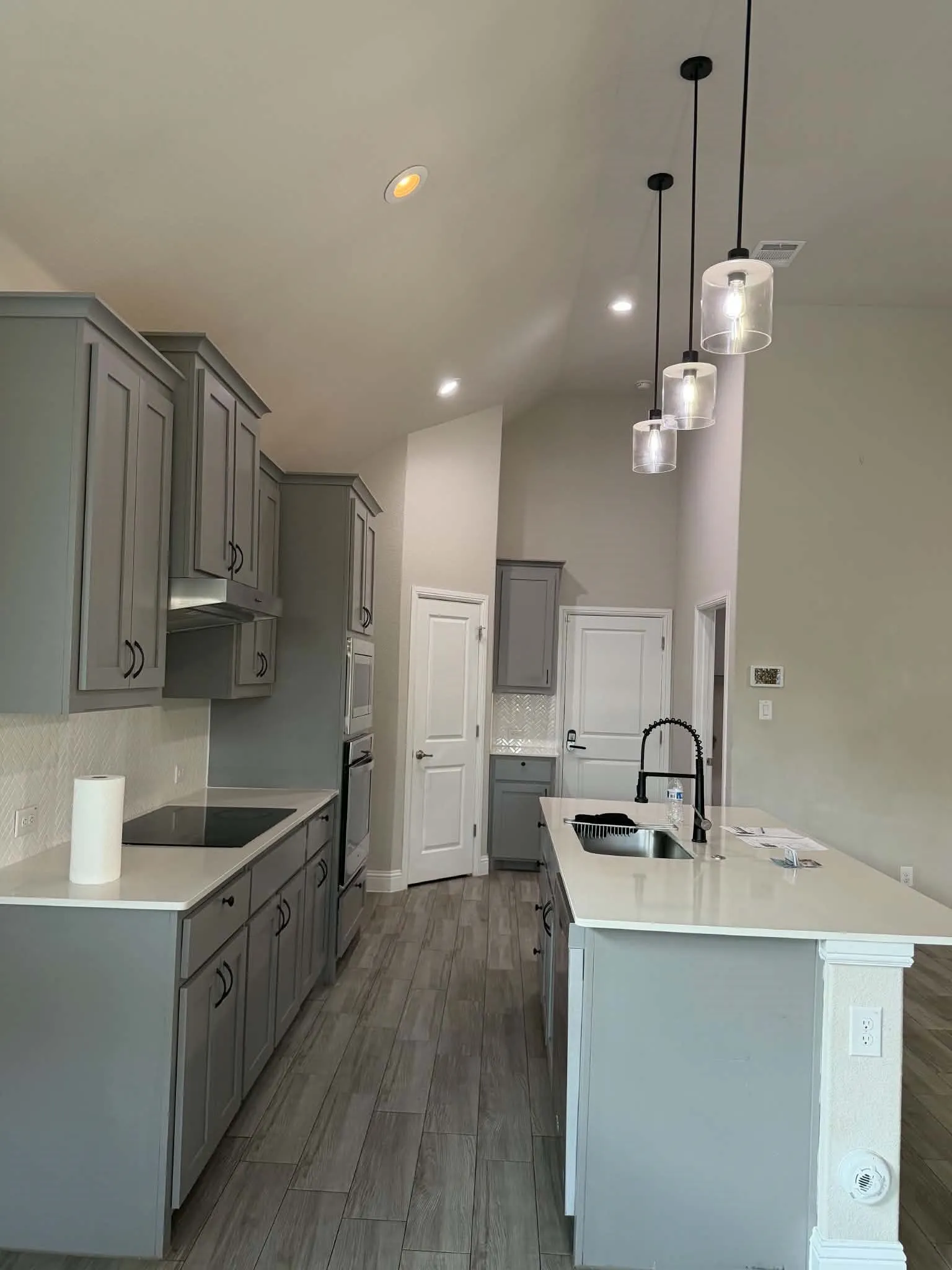 Single Family Residence For Sale in Denton County , 1033 Almond Street, Hickory Creek, Texas 75065, 4 Bedroom, 2 Bathroom, 2 Garage spaces, 1,809 Sqft, built in 2021, mls#21353277, Real Estate Agent in Hickory Creek, Homes For Sale in Denton county, Homes For Sale in Hickory Creek, Realtor in Hickory Creek Texas, Real Estate Brokerage Independent Realty Texas, Luminita Cordes Realtor