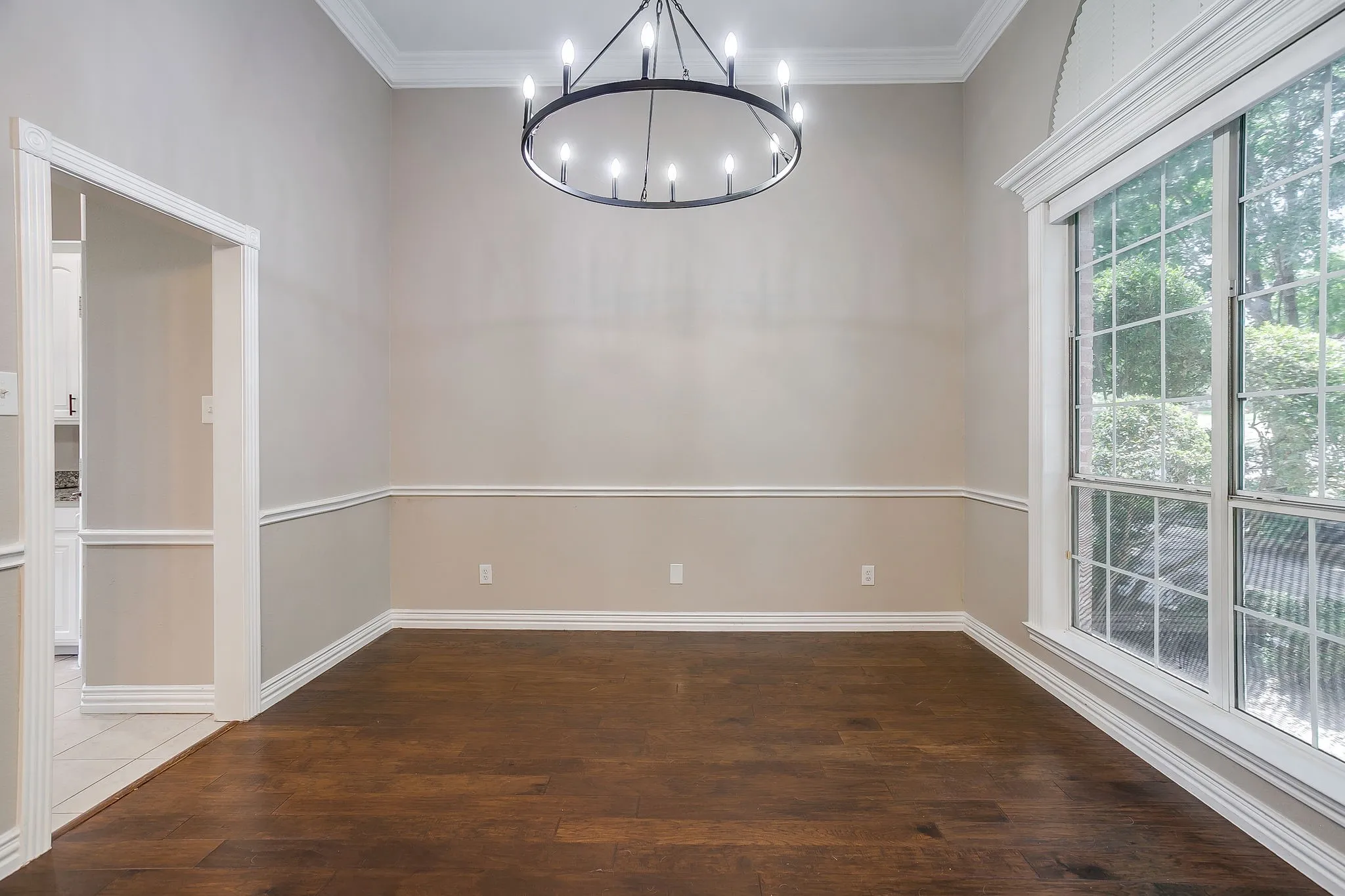 Single Family Residence For Sale in Parker County , 117 Danielle Drive, Hudson Oaks, Texas 76087, 4 Bedroom, 3 Bathroom, 3 Garage spaces, 2,650 Sqft, built in 2002, mls#21353270, Real Estate Agent in Hudson Oaks, Homes For Sale in Parker county, Homes For Sale in Hudson Oaks, Realtor in Hudson Oaks Texas, Real Estate Brokerage Independent Realty Texas, Luminita Cordes Realtor