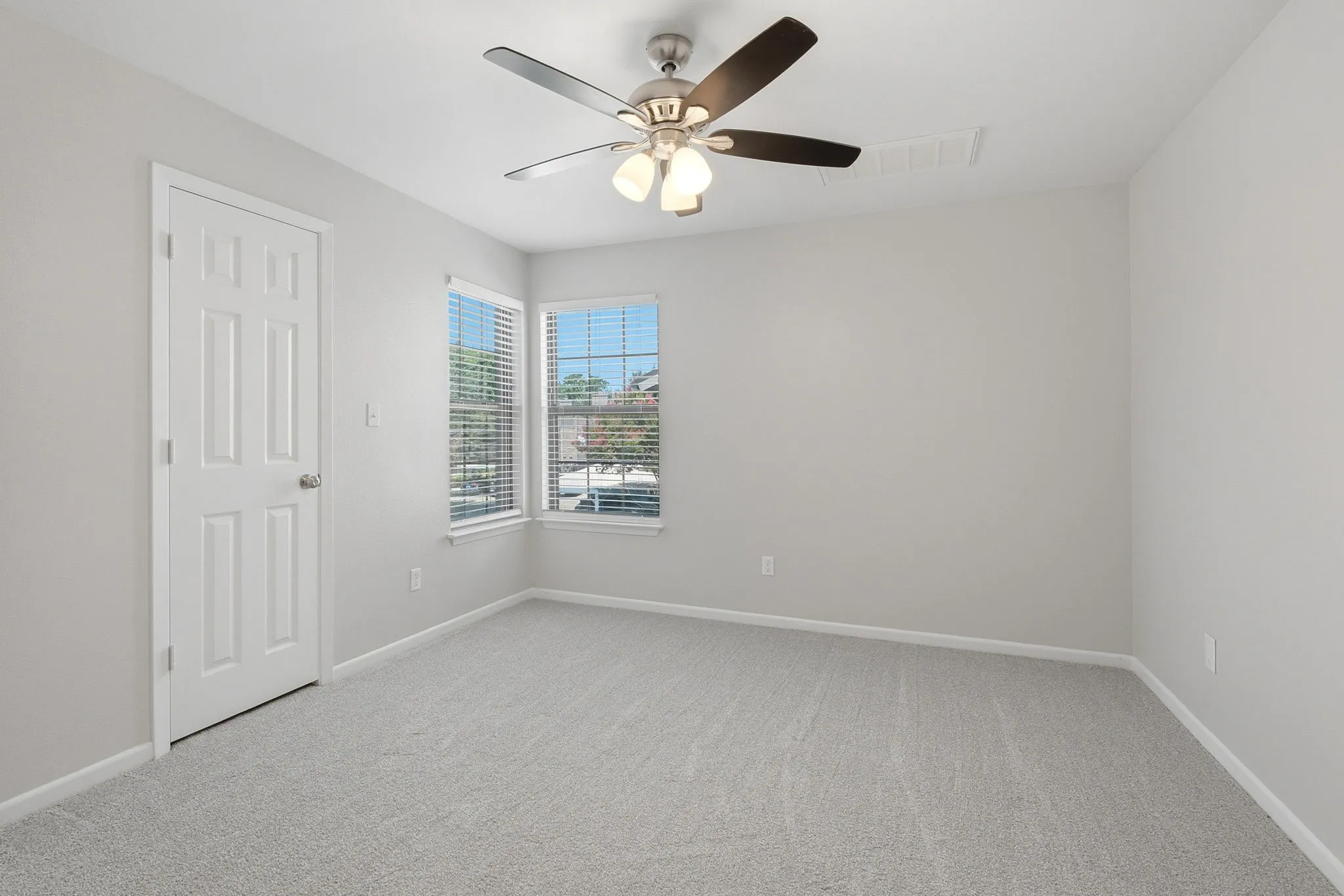 Condominium For Sale in Dallas County , 333 Melrose Drive 31D, Richardson, Texas 75080, 2 Bedroom, 2 Bathroom, Garage spaces, 1,377 Sqft, built in 2017, mls#21353046, Real Estate Agent in Richardson, Homes For Sale in Dallas county, Homes For Sale in Richardson, Realtor in Richardson Texas, Real Estate Brokerage Independent Realty Texas, Luminita Cordes Realtor