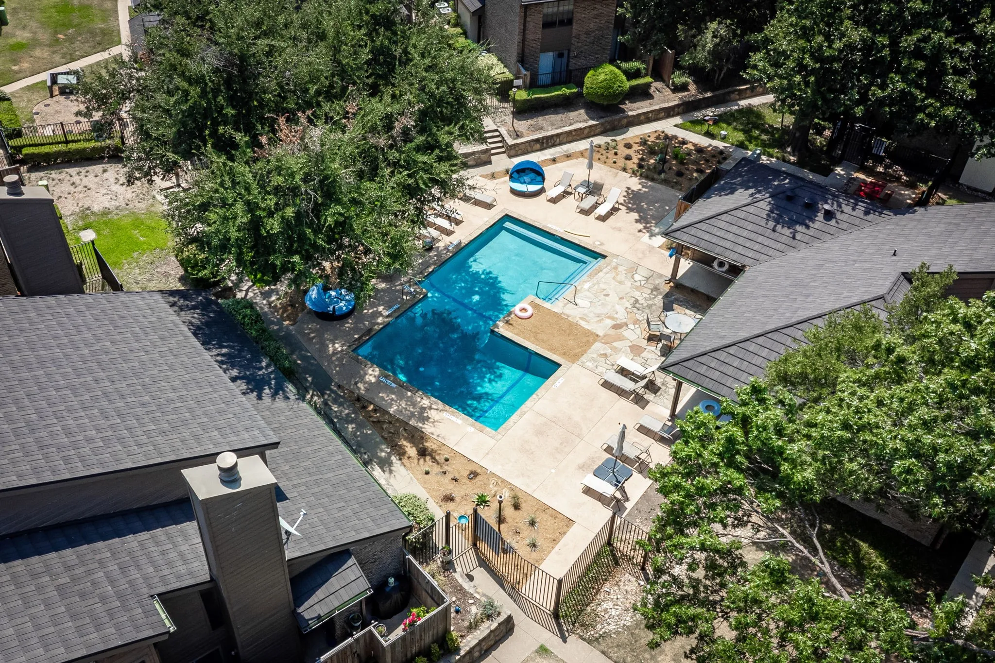 Condominium For Sale in Dallas County , 333 Melrose Drive 31D, Richardson, Texas 75080, 2 Bedroom, 2 Bathroom, Garage spaces, 1,377 Sqft, built in 2017, mls#21353046, Real Estate Agent in Richardson, Homes For Sale in Dallas county, Homes For Sale in Richardson, Realtor in Richardson Texas, Real Estate Brokerage Independent Realty Texas, Luminita Cordes Realtor