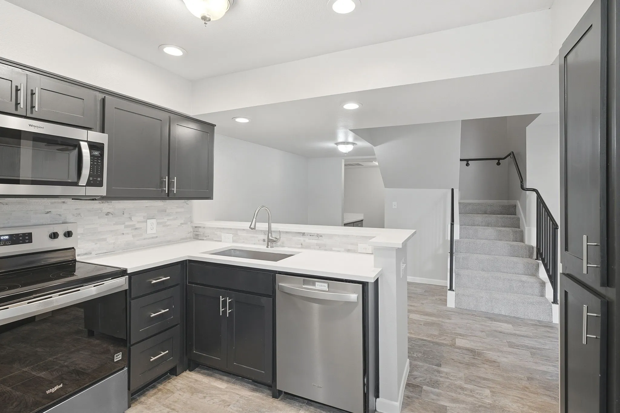Condominium For Sale in Dallas County , 333 Melrose Drive 31D, Richardson, Texas 75080, 2 Bedroom, 2 Bathroom, Garage spaces, 1,377 Sqft, built in 2017, mls#21353046, Real Estate Agent in Richardson, Homes For Sale in Dallas county, Homes For Sale in Richardson, Realtor in Richardson Texas, Real Estate Brokerage Independent Realty Texas, Luminita Cordes Realtor
