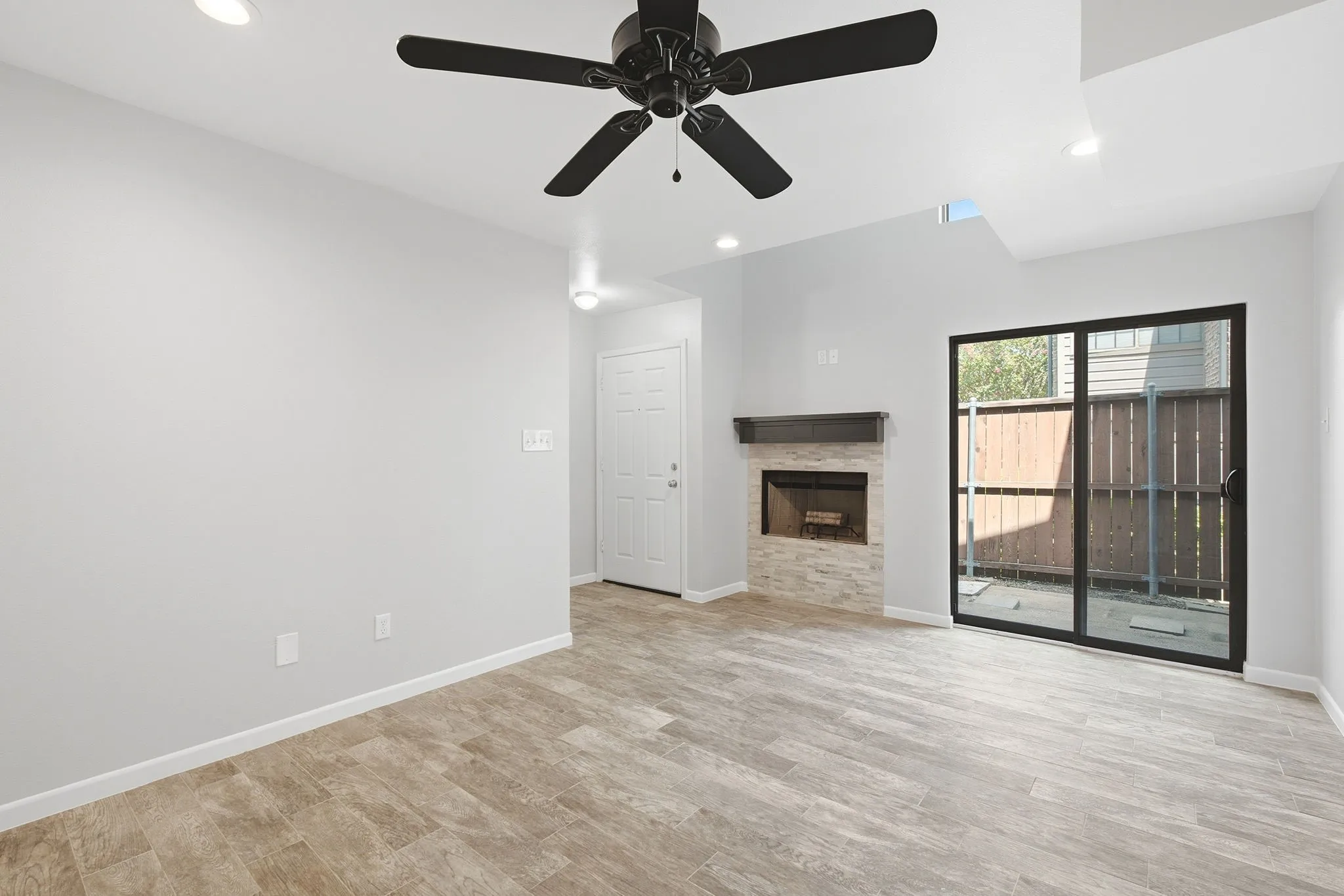 Condominium For Sale in Dallas County , 333 Melrose Drive 31D, Richardson, Texas 75080, 2 Bedroom, 2 Bathroom, Garage spaces, 1,377 Sqft, built in 2017, mls#21353046, Real Estate Agent in Richardson, Homes For Sale in Dallas county, Homes For Sale in Richardson, Realtor in Richardson Texas, Real Estate Brokerage Independent Realty Texas, Luminita Cordes Realtor