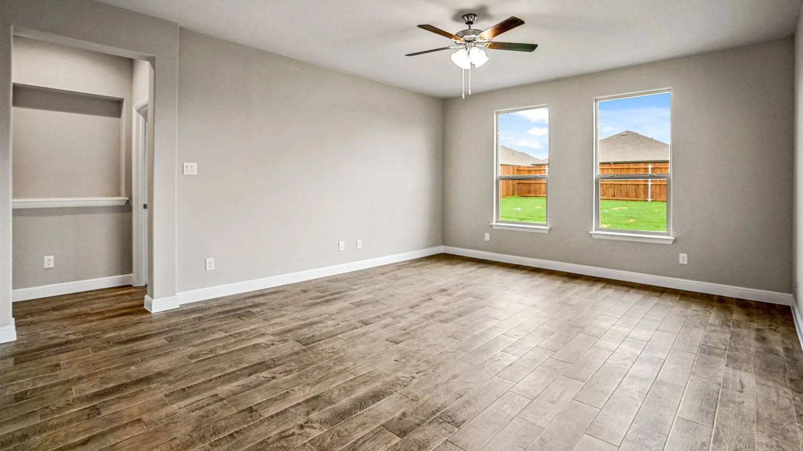 Single Family Residence For Sale in Wise County , 121 RINGTRAIL Drive, Rhome, Texas 76078, 5 Bedroom, 5 Bathroom, 2 Garage spaces, 2,882 Sqft, built in 2026, Price $434,990, mls#21351782, Real Estate Agent in Rhome, Homes For Sale in Wise county, Homes For Sale in Rhome, Realtor in Rhome Texas, Real Estate Brokerage Independent Realty Texas, Luminita Cordes Realtor
