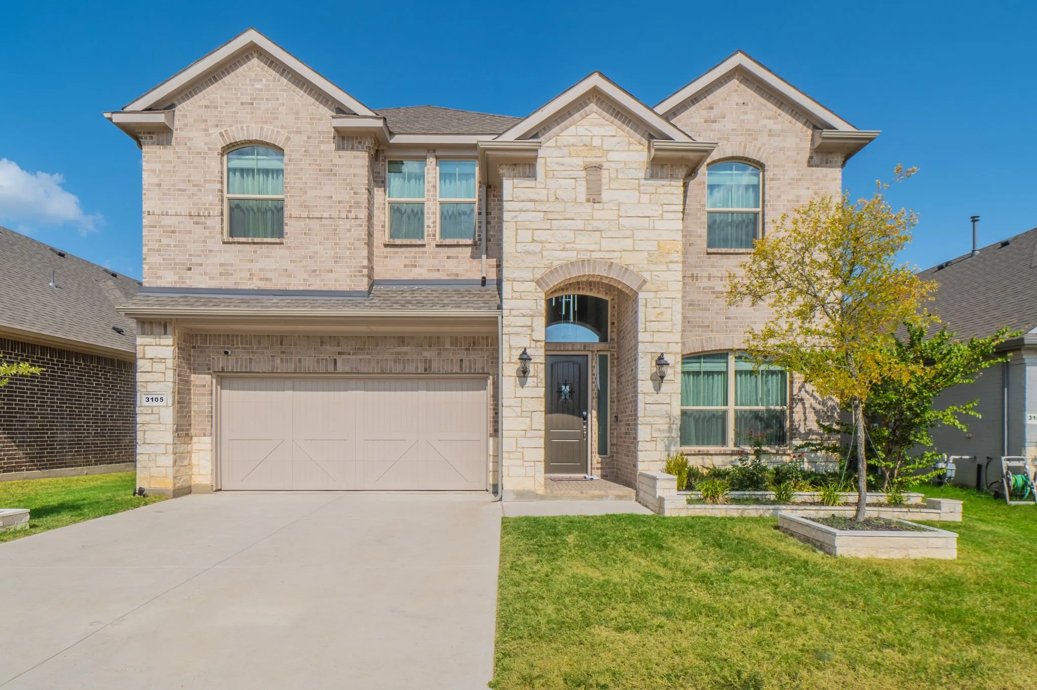 Single Family Residence For Rent in Denton County , 3105 Lionsgate Drive, Argyle, Texas 76226, 4 Bedroom, 4 Bathroom, 2 Garage spaces, 2,844 Sqft, built in 2023, mls#21353286, Real Estate Agent in Argyle, Homes For Rent in Denton county, Homes For Rent in Argyle, Realtor in Argyle Texas, Real Estate Brokerage Independent Realty Texas, Luminita Cordes Realtor