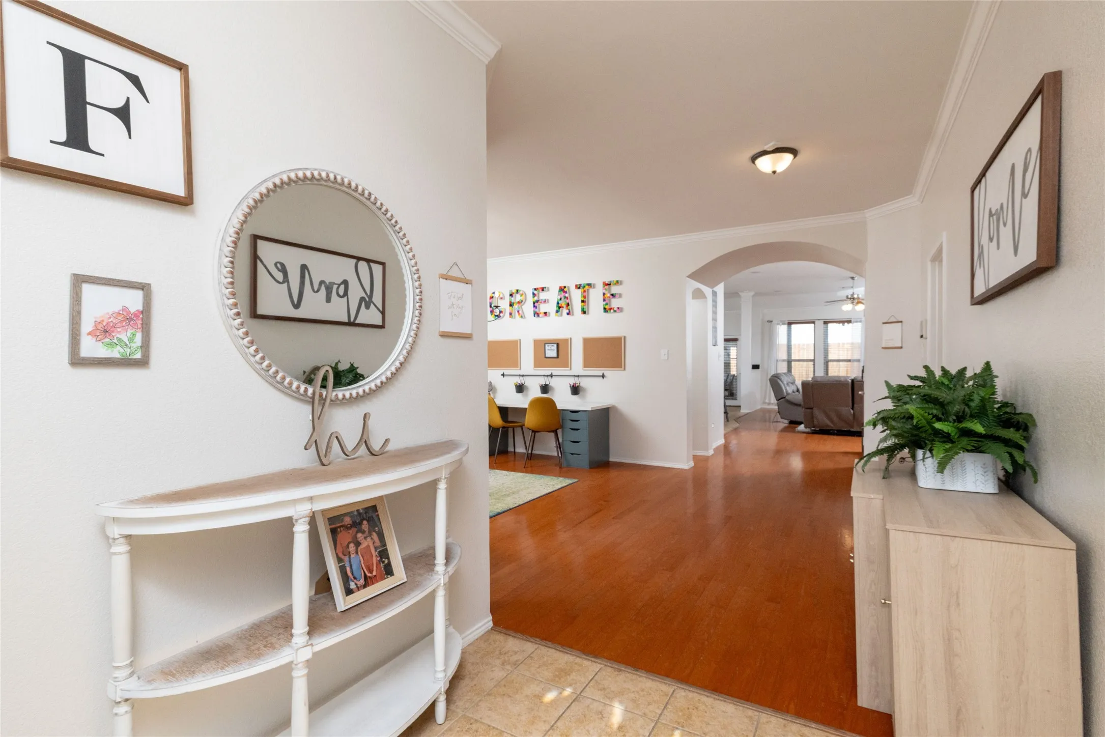 Single Family Residence For Sale in Denton County , 15647 Gatehouse Drive, Fort Worth, Texas 76262, 4 Bedroom, 4 Bathroom, 3 Garage spaces, 3,278 Sqft, built in 2008, mls#21351528, Real Estate Agent in Fort Worth, Homes For Sale in Denton county, Homes For Sale in Fort Worth, Realtor in Fort Worth Texas, Real Estate Brokerage Independent Realty Texas, Luminita Cordes Realtor