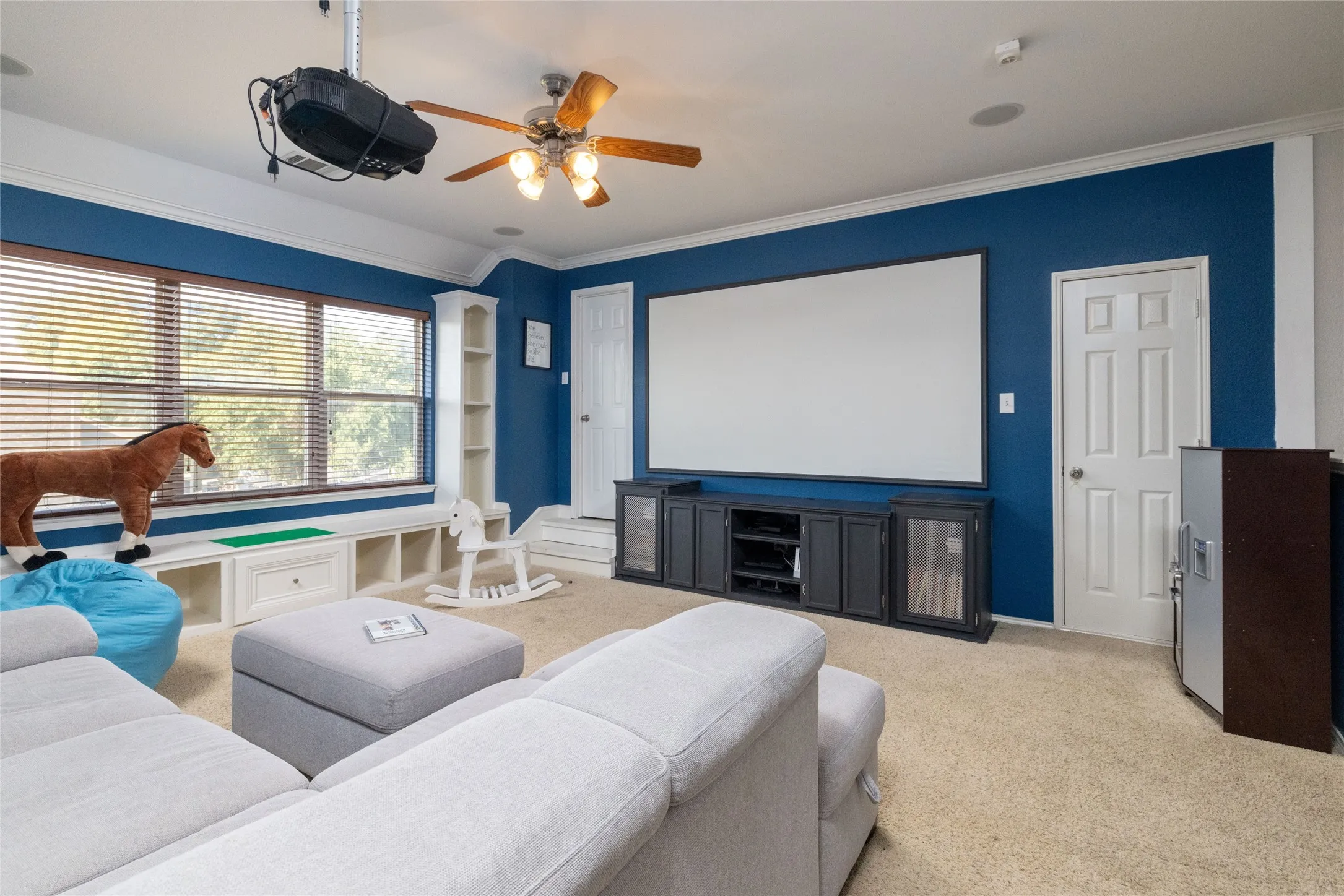 Single Family Residence For Sale in Denton County , 15647 Gatehouse Drive, Fort Worth, Texas 76262, 4 Bedroom, 4 Bathroom, 3 Garage spaces, 3,278 Sqft, built in 2008, mls#21351528, Real Estate Agent in Fort Worth, Homes For Sale in Denton county, Homes For Sale in Fort Worth, Realtor in Fort Worth Texas, Real Estate Brokerage Independent Realty Texas, Luminita Cordes Realtor