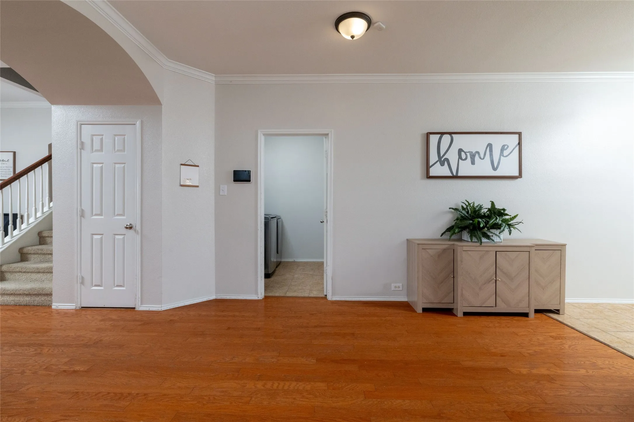 Single Family Residence For Sale in Denton County , 15647 Gatehouse Drive, Fort Worth, Texas 76262, 4 Bedroom, 4 Bathroom, 3 Garage spaces, 3,278 Sqft, built in 2008, mls#21351528, Real Estate Agent in Fort Worth, Homes For Sale in Denton county, Homes For Sale in Fort Worth, Realtor in Fort Worth Texas, Real Estate Brokerage Independent Realty Texas, Luminita Cordes Realtor