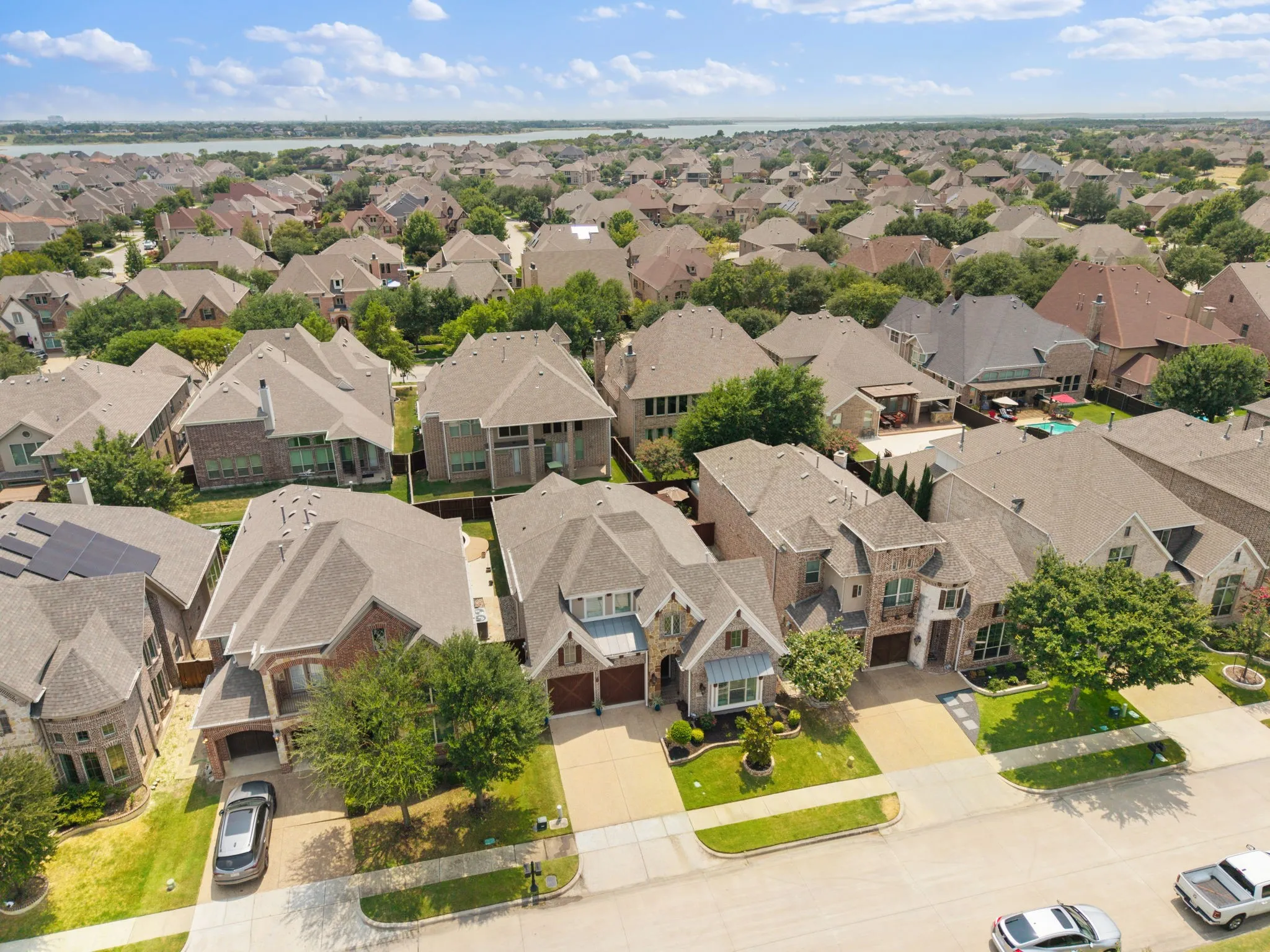 Single Family Residence For Sale in Denton County , 3504 Ashley Gardens, The Colony, Texas 75056, 3 Bedroom, 2 Bathroom, 2 Garage spaces, 2,403 Sqft, built in 2013, mls#21353287, Real Estate Agent in The Colony, Homes For Sale in Denton county, Homes For Sale in The Colony, Realtor in The Colony Texas, Real Estate Brokerage Independent Realty Texas, Luminita Cordes Realtor
