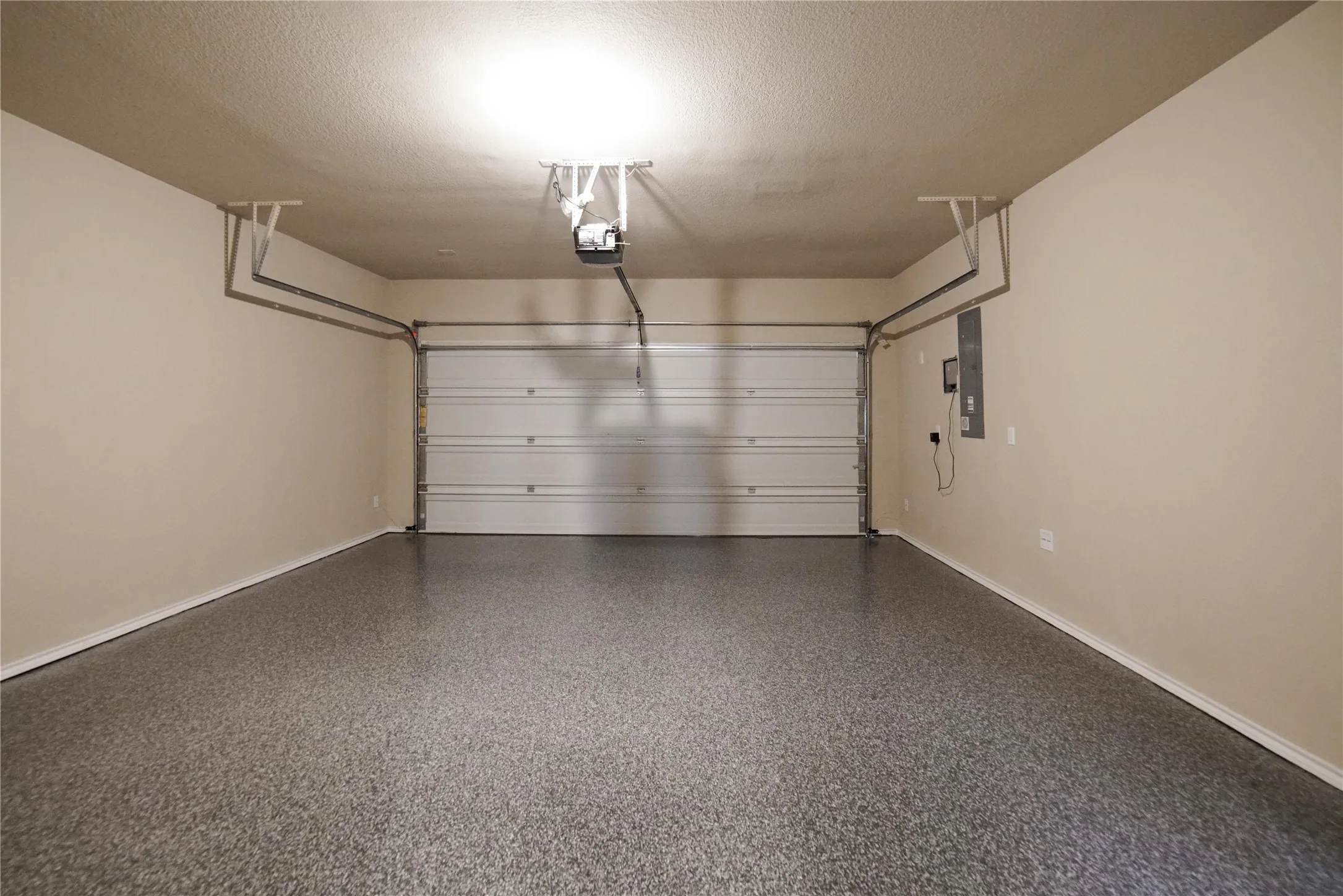 Single Family Residence For Rent in Denton County , 4004 Stone Trail Drive, Denton, Texas 76210, 4 Bedroom, 2 Bathroom, 2 Garage spaces, 1,820 Sqft, built in 2017, mls#21351465, Real Estate Agent in Denton, Homes For Rent in Denton county, Homes For Rent in Denton, Realtor in Denton Texas, Real Estate Brokerage Independent Realty Texas, Luminita Cordes Realtor