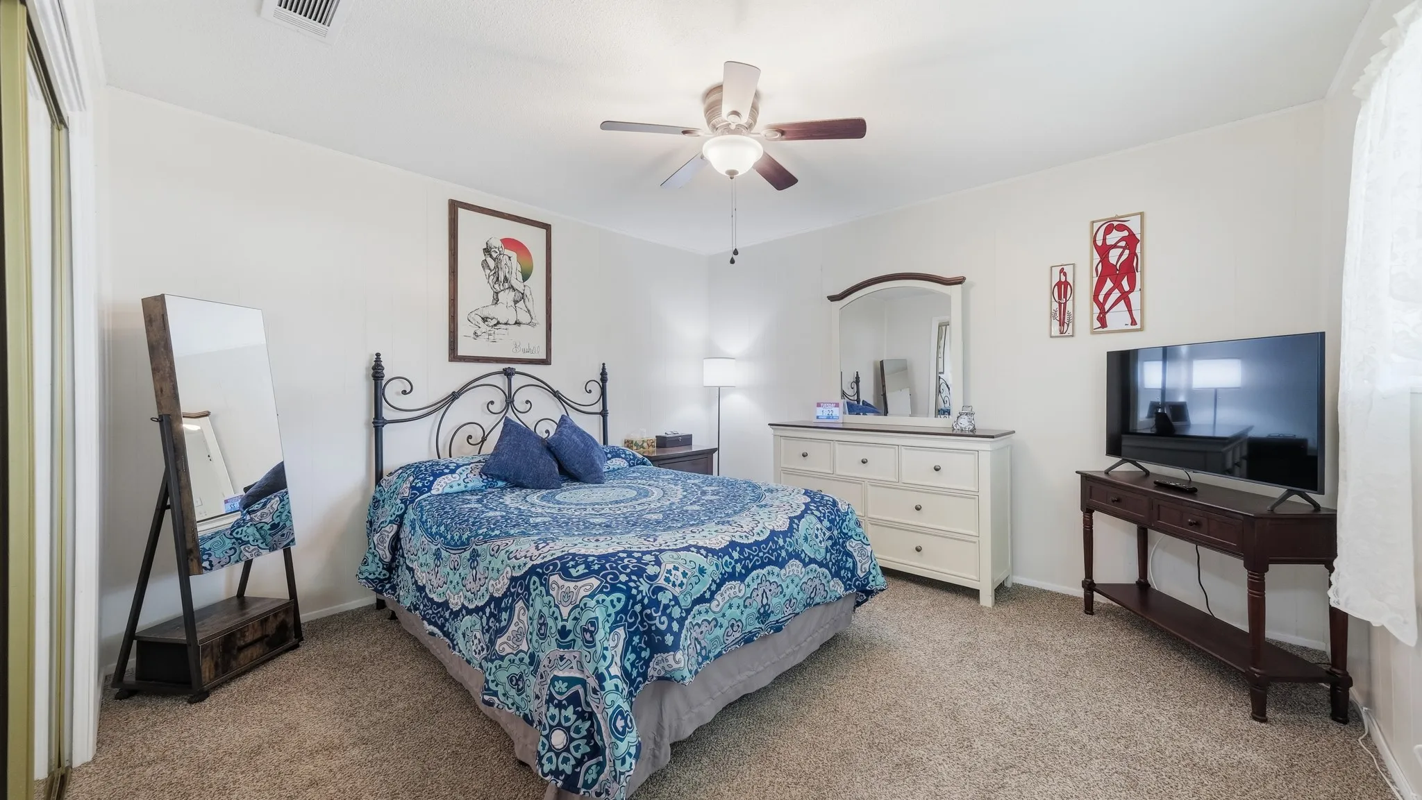 Single Family Residence For Sale in Hood County , 3904 Winding Way, Granbury, Texas 76049, 2 Bedroom, 2 Bathroom, 1 Garage spaces, 1,662 Sqft, built in 1978, mls#21351940, Real Estate Agent in Granbury, Homes For Sale in Hood county, Homes For Sale in Granbury, Realtor in Granbury Texas, Real Estate Brokerage Independent Realty Texas, Luminita Cordes Realtor