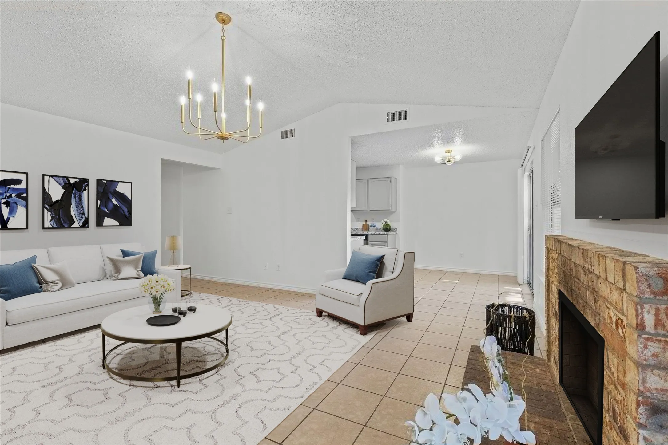 Single Family Residence For Sale in Dallas County , 2022 High Summit Drive, Garland, Texas 75041, 3 Bedroom, 2 Bathroom, 2 Garage spaces, 1,285 Sqft, built in 1984, mls#21344769, Real Estate Agent in Garland, Homes For Sale in Dallas county, Homes For Sale in Garland, Realtor in Garland Texas, Real Estate Brokerage Independent Realty Texas, Luminita Cordes Realtor