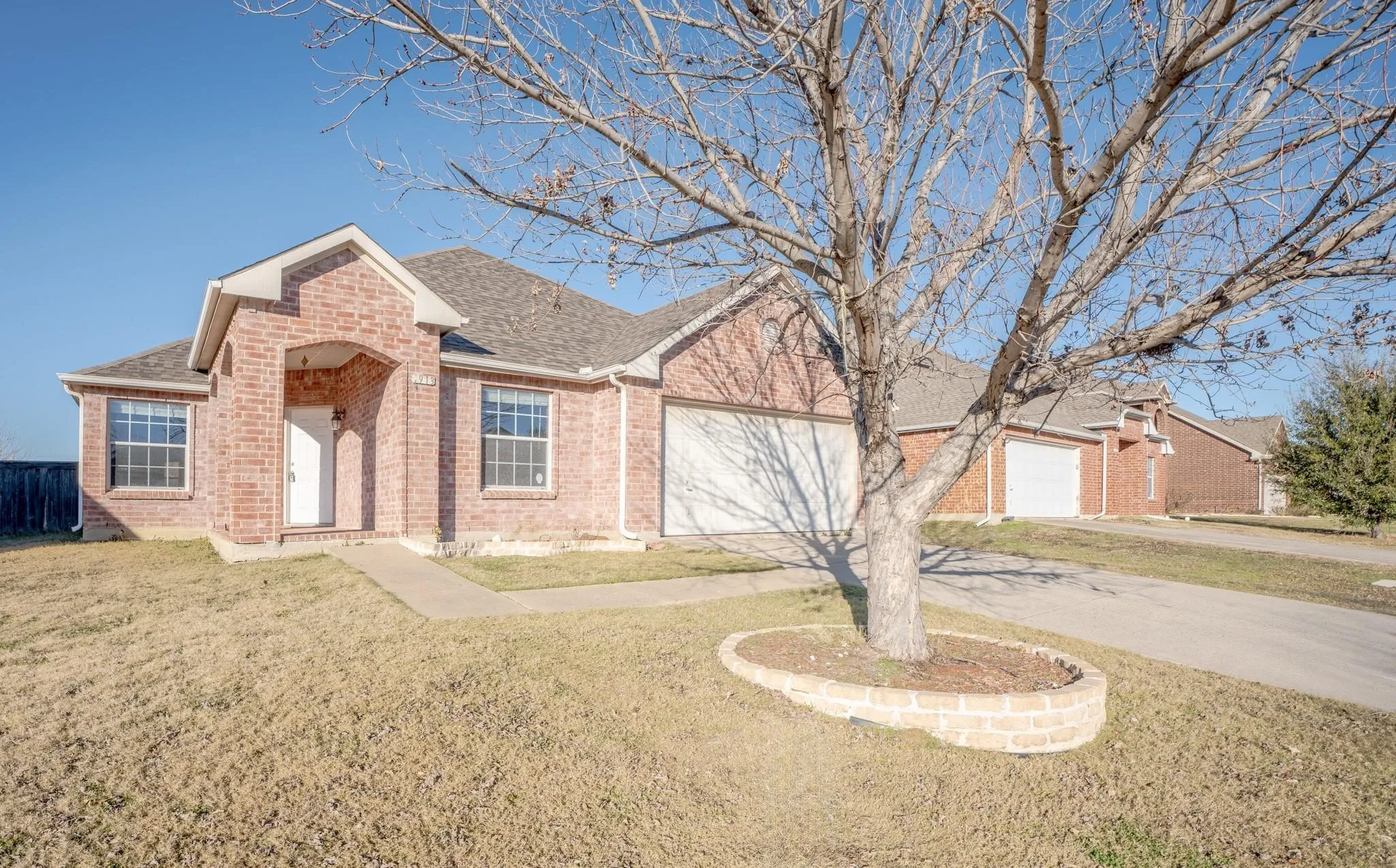 Single Family Residence For Sale in Denton County , 1913 Grand Fir Drive, Little Elm, Texas 75068, 4 Bedroom, 2 Bathroom, 2 Garage spaces, 2,048 Sqft, built in 2004, mls#21353315, Real Estate Agent in Little Elm, Homes For Sale in Denton county, Homes For Sale in Little Elm, Realtor in Little Elm Texas, Real Estate Brokerage Independent Realty Texas, Luminita Cordes Realtor