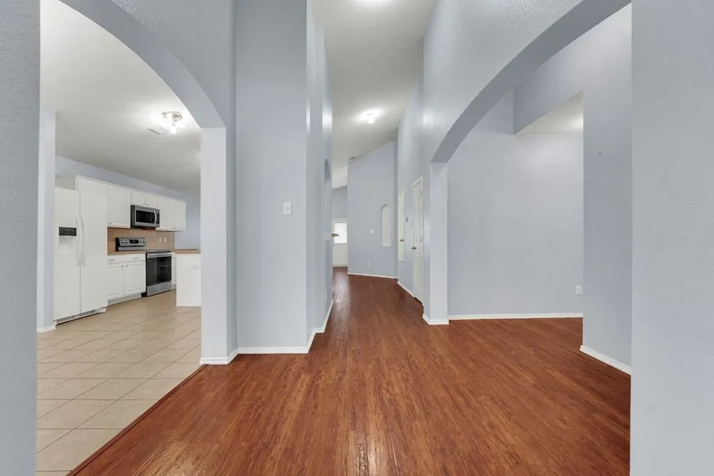 Single Family Residence For Sale in Denton County , 1913 Grand Fir Drive, Little Elm, Texas 75068, 4 Bedroom, 2 Bathroom, 2 Garage spaces, 2,048 Sqft, built in 2004, mls#21353315, Real Estate Agent in Little Elm, Homes For Sale in Denton county, Homes For Sale in Little Elm, Realtor in Little Elm Texas, Real Estate Brokerage Independent Realty Texas, Luminita Cordes Realtor