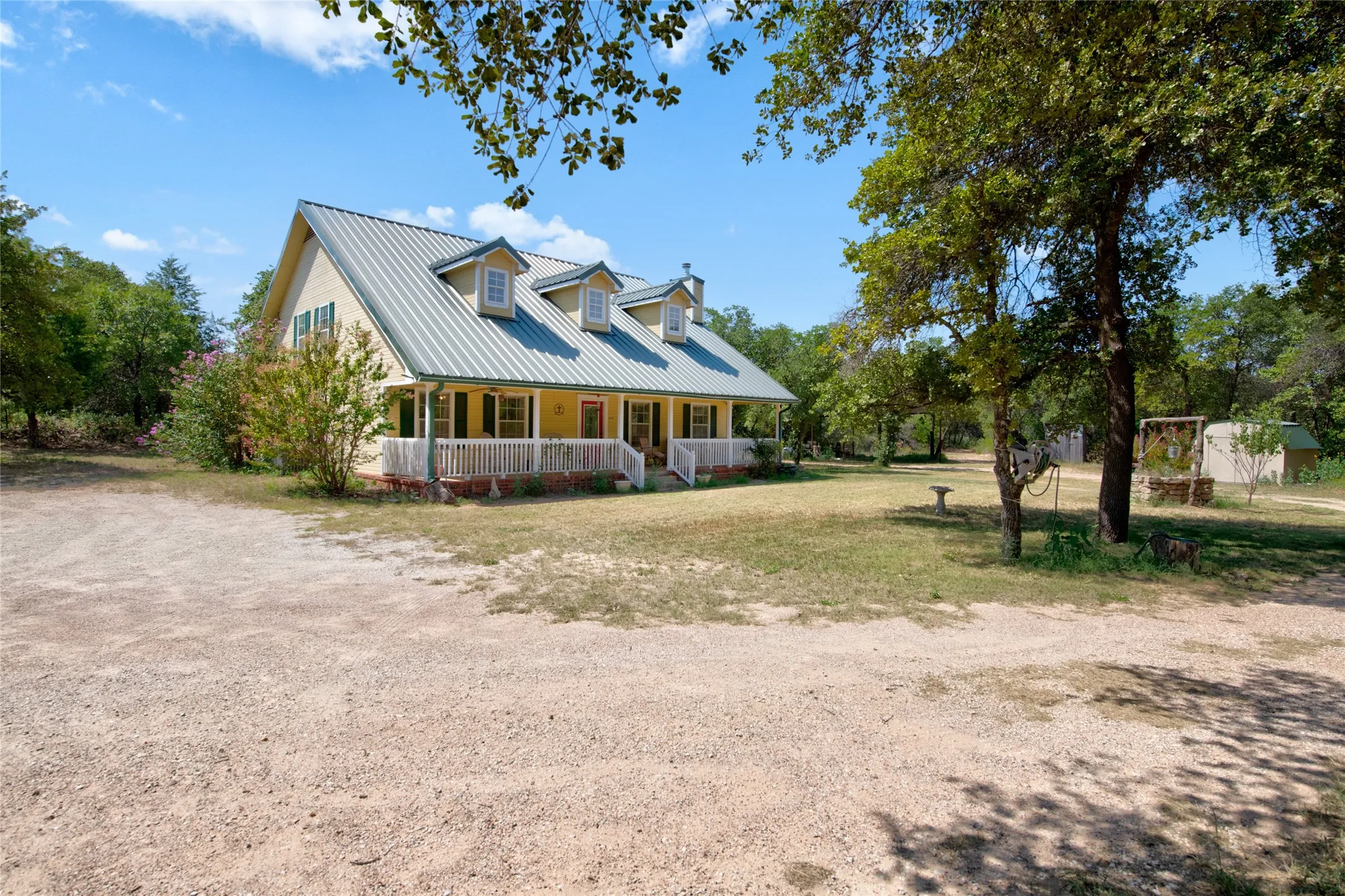Farm For Sale in Jones County , 9684 FM3326, Hawley, Texas 79525, 3 Bedroom, 2 Bathroom, Garage spaces, 1,958 Sqft, built in 2000, mls#21352799, Real Estate Agent in Hawley, Homes For Sale in Jones county, Homes For Sale in Hawley, Realtor in Hawley Texas, Real Estate Brokerage Independent Realty Texas, Luminita Cordes Realtor