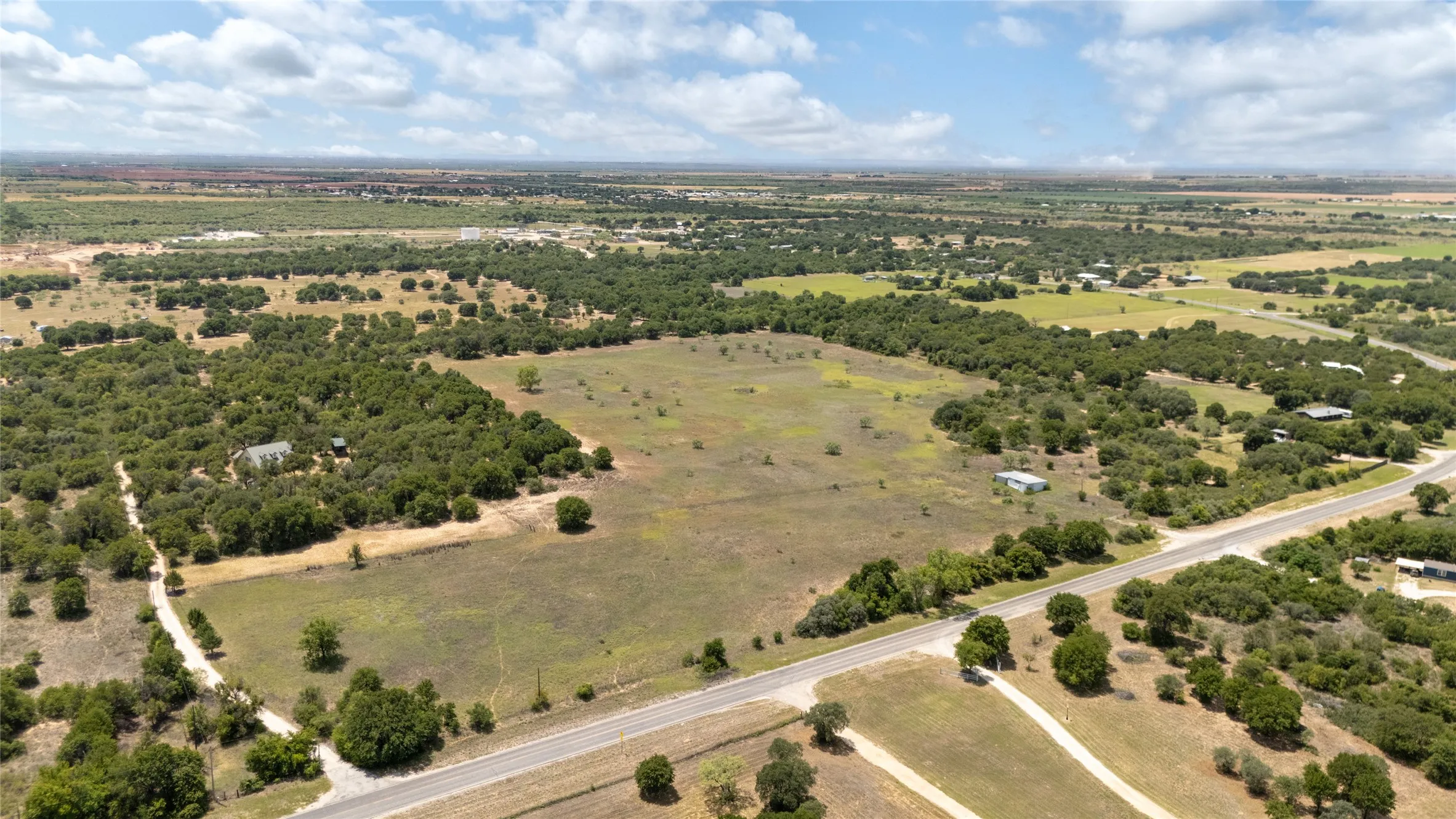 Farm For Sale in Jones County , 9684 FM3326, Hawley, Texas 79525, 3 Bedroom, 2 Bathroom, Garage spaces, 1,958 Sqft, built in 2000, mls#21352799, Real Estate Agent in Hawley, Homes For Sale in Jones county, Homes For Sale in Hawley, Realtor in Hawley Texas, Real Estate Brokerage Independent Realty Texas, Luminita Cordes Realtor