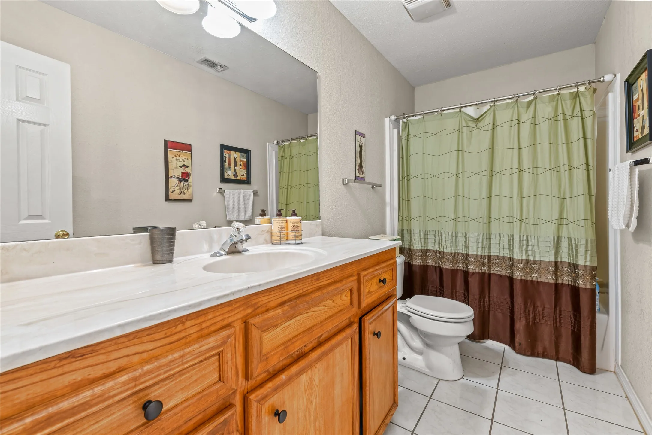 Farm For Sale in Jones County , 9684 FM3326, Hawley, Texas 79525, 3 Bedroom, 2 Bathroom, Garage spaces, 1,958 Sqft, built in 2000, mls#21352799, Real Estate Agent in Hawley, Homes For Sale in Jones county, Homes For Sale in Hawley, Realtor in Hawley Texas, Real Estate Brokerage Independent Realty Texas, Luminita Cordes Realtor